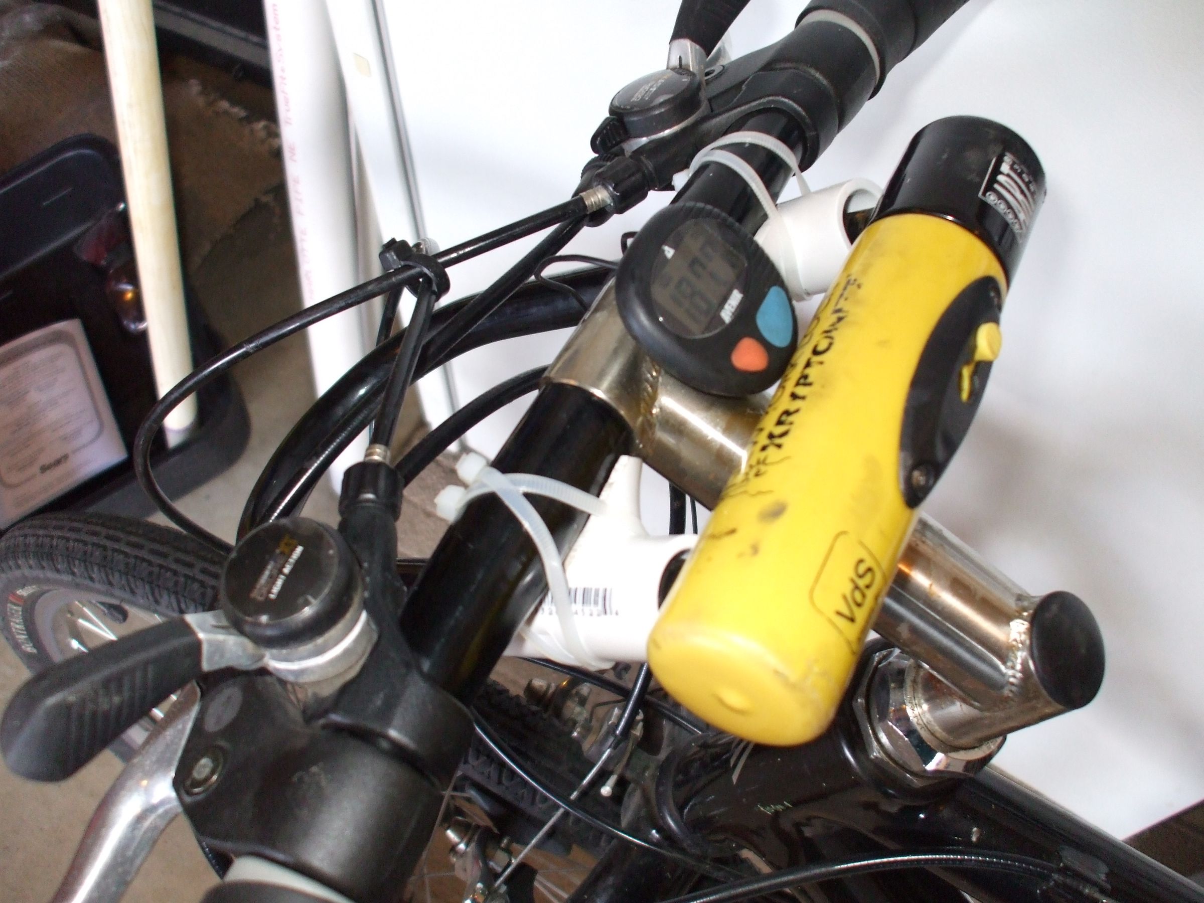 How to Mount a Heavy Bicycle U Lock With a DIY Bracket 5 Steps