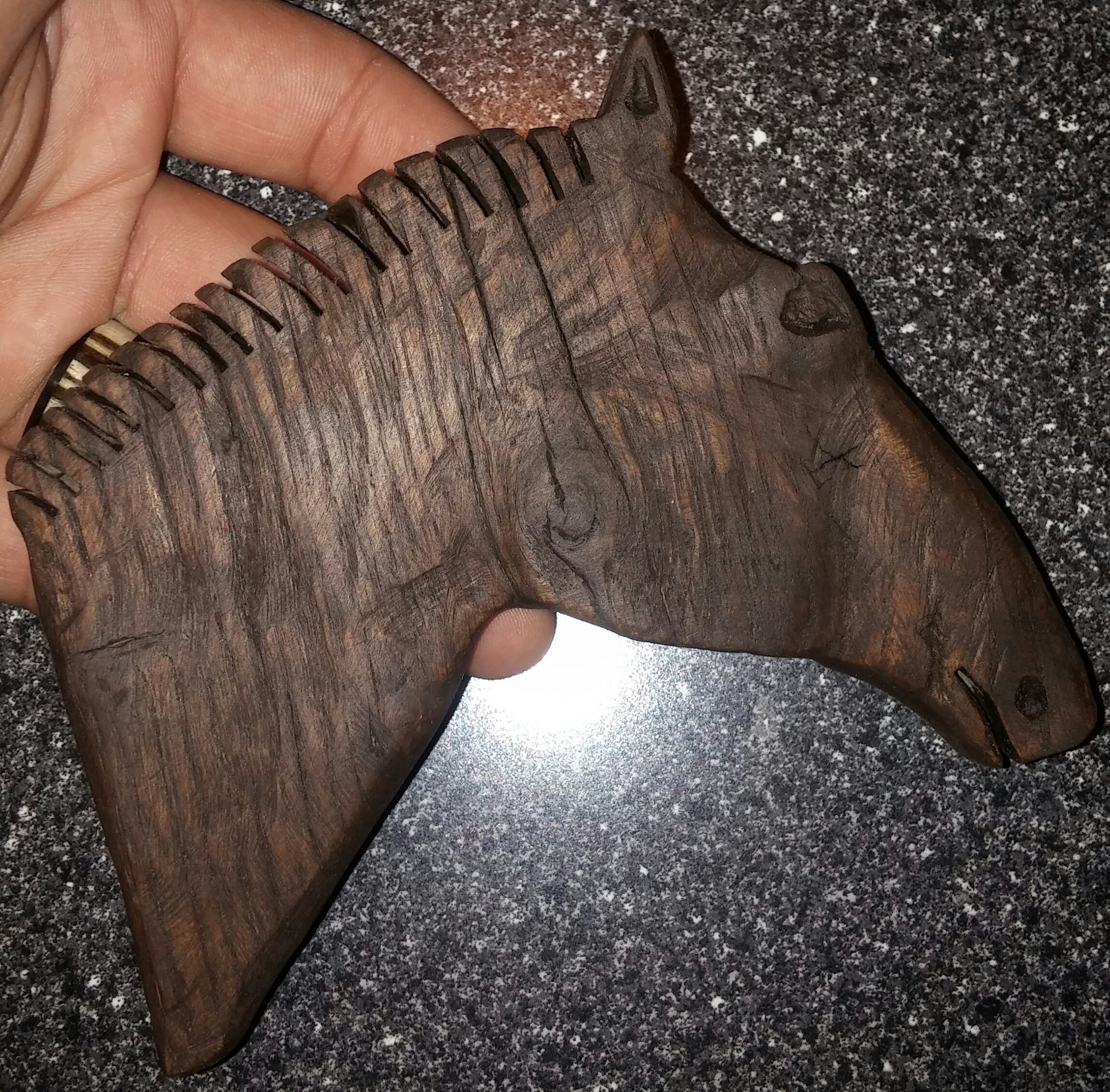 3Dish Horse Head Made Out of Oak : 7 