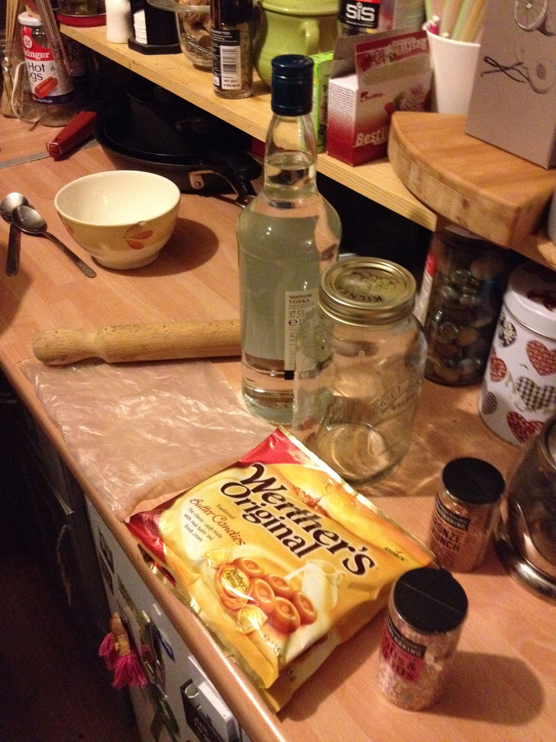 Butterscotch Vodka 3 Steps (with Pictures) Instructables