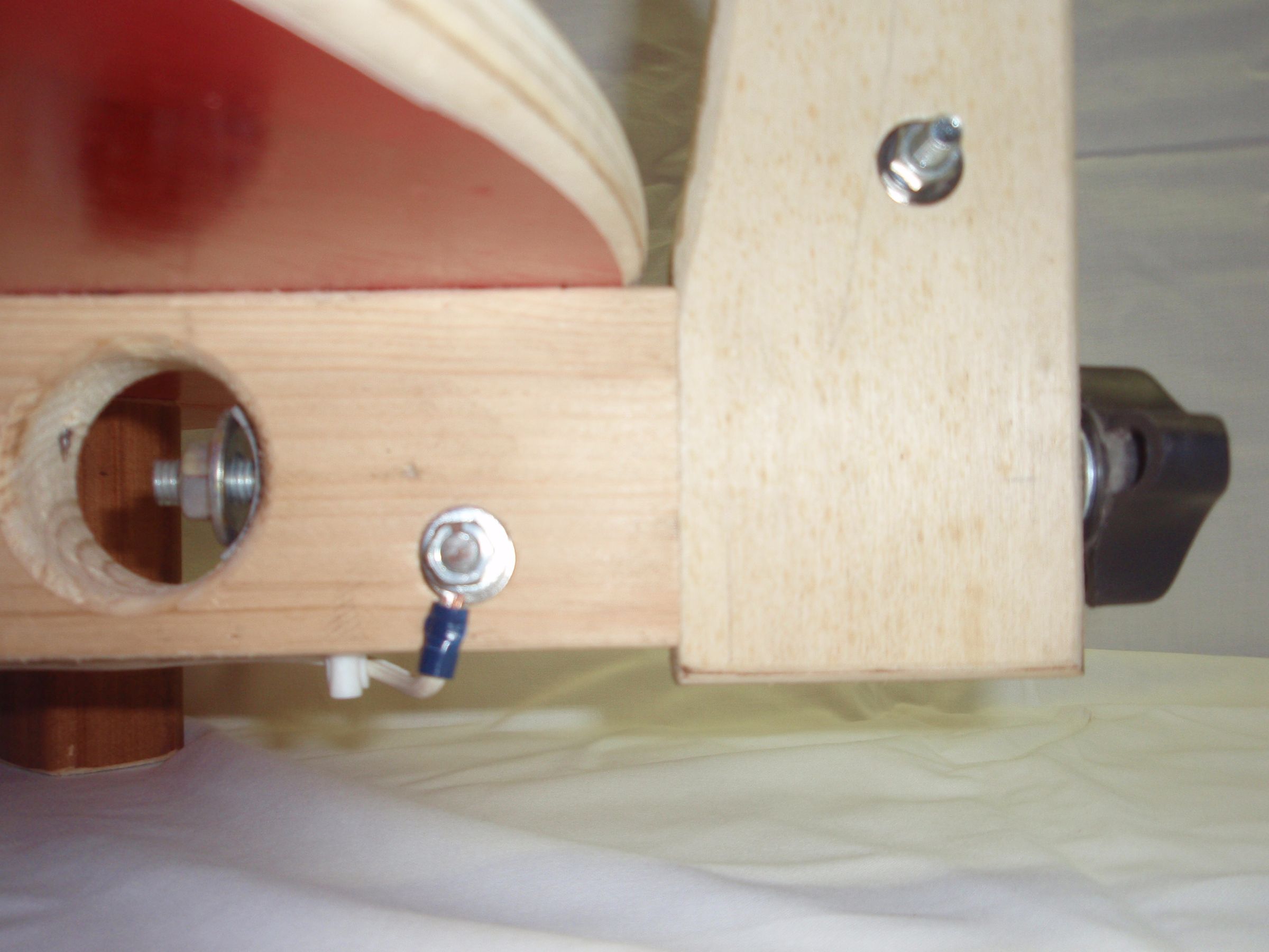 Adjustable Hotwire Foam Cutter With Fence 6 Steps (with Pictures