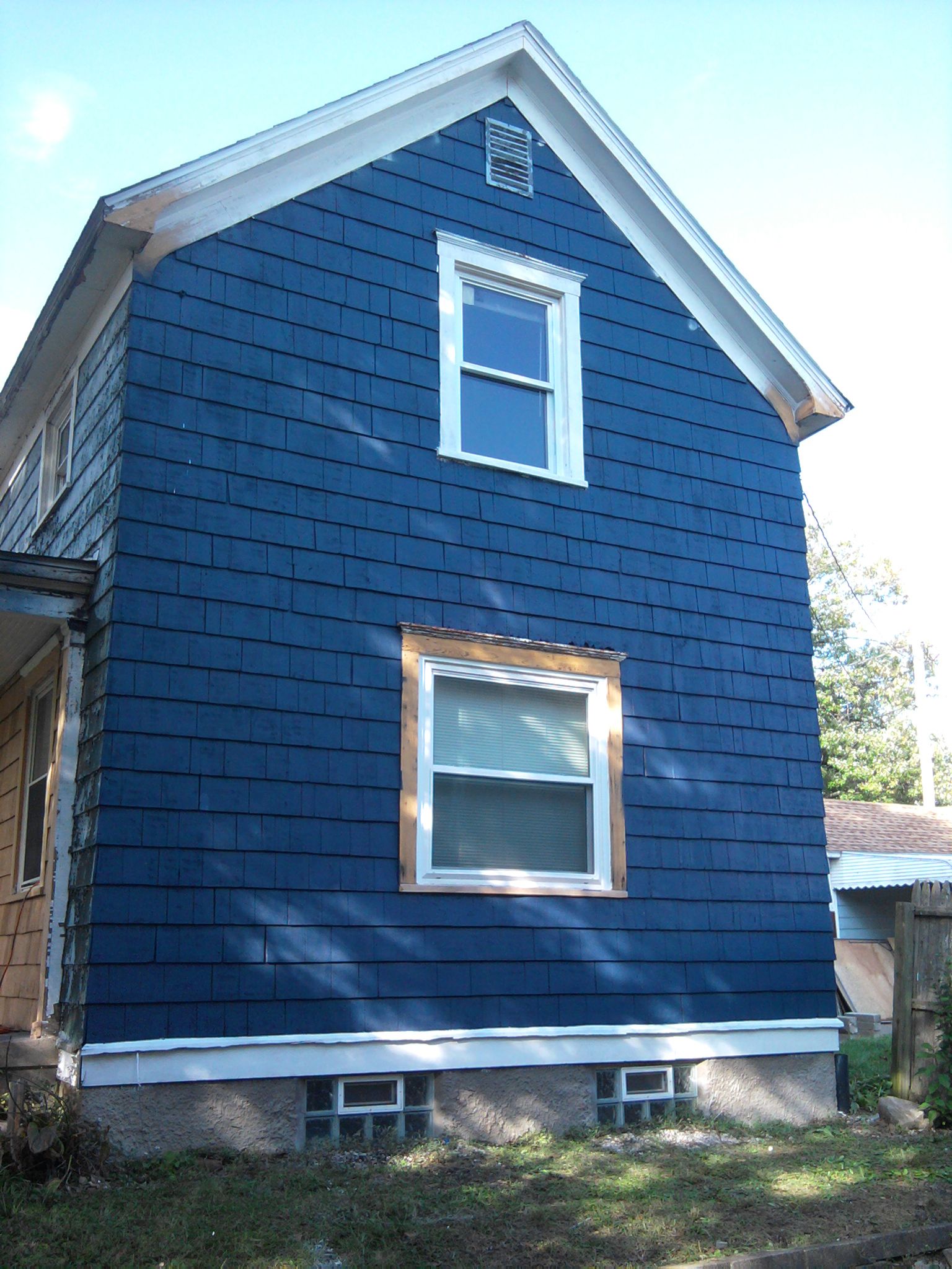 Refinish and Stain Wood Siding 4 Steps (with Pictures) Instructables
