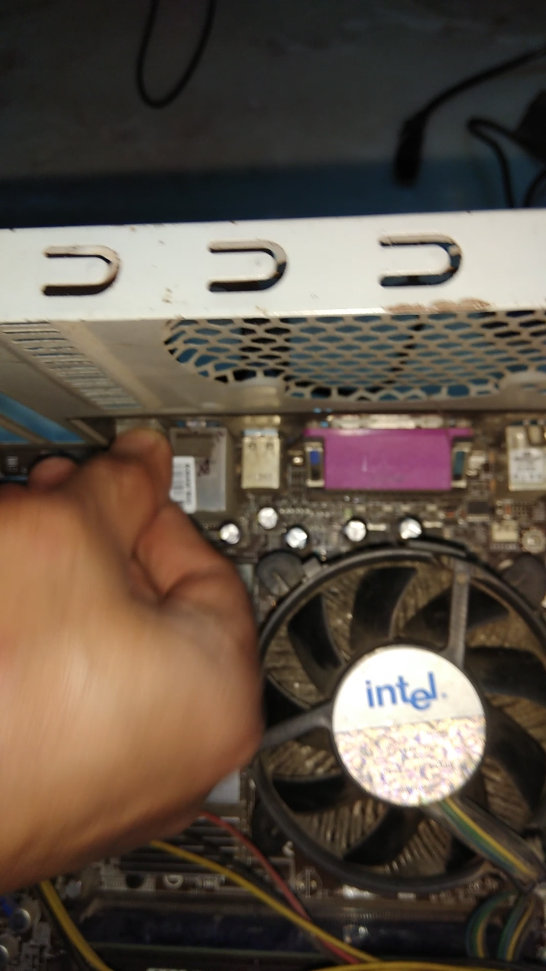 Remove Broken Jack From Audio Port 5 Steps Instructables