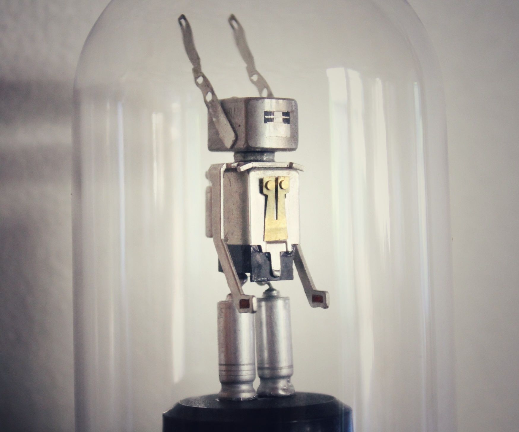 Micro Junkbot Display