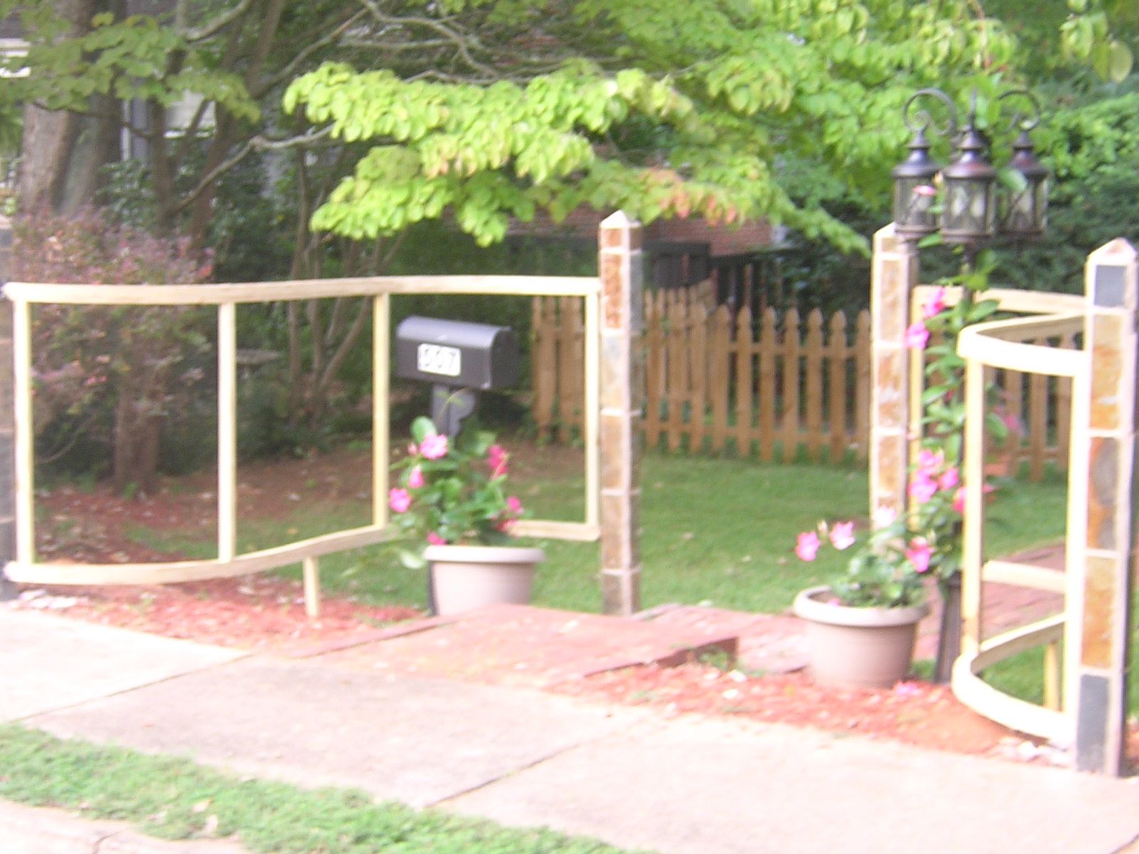 Build a Curved Wooden Fence 3 Steps (with Pictures) Instructables