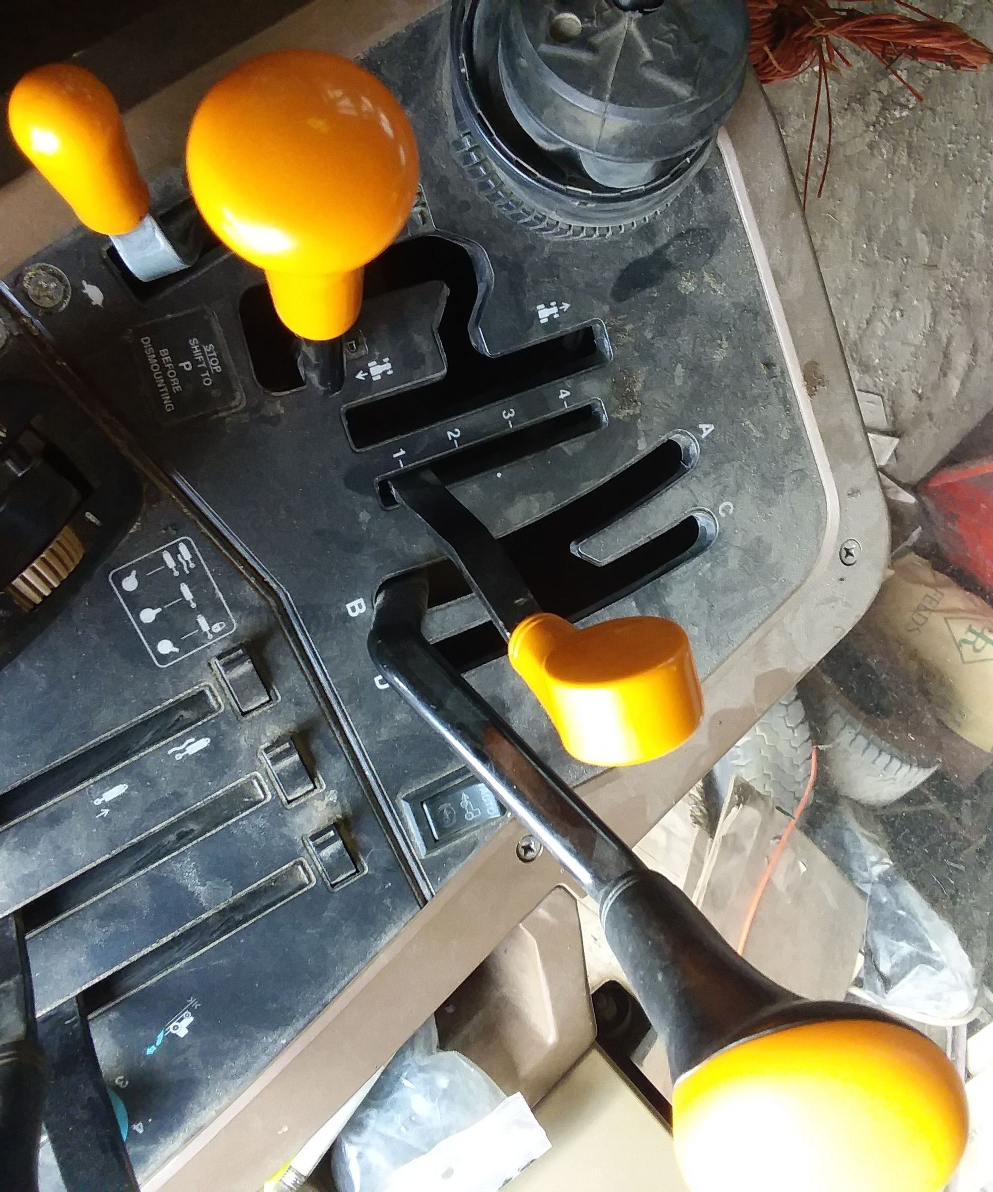 How To Drive A John Deere Quad Range Transmission 7 Steps Instructables