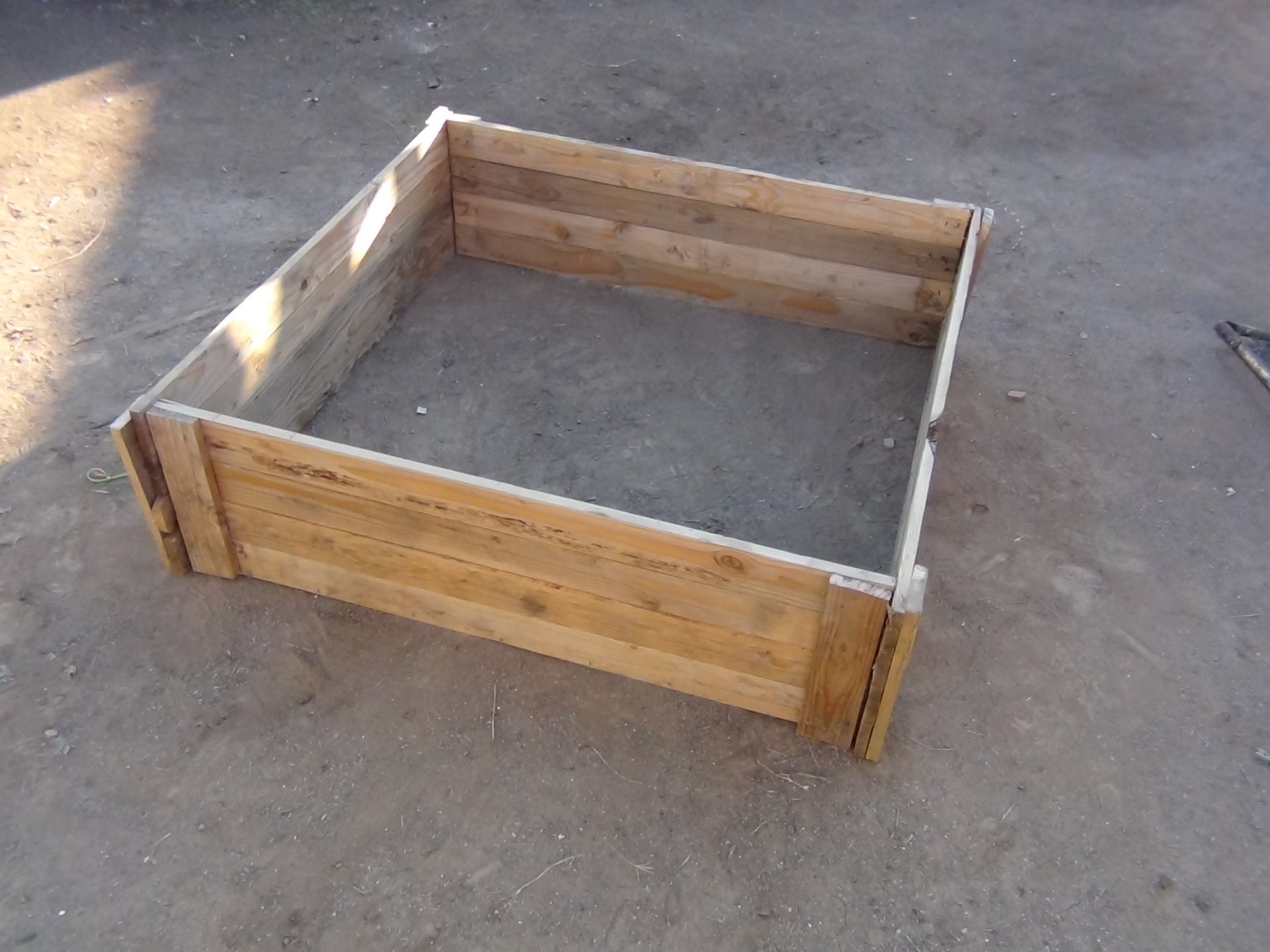 pix How To Build A Raised Garden Bed With Pallets how to make a raised bed garden box