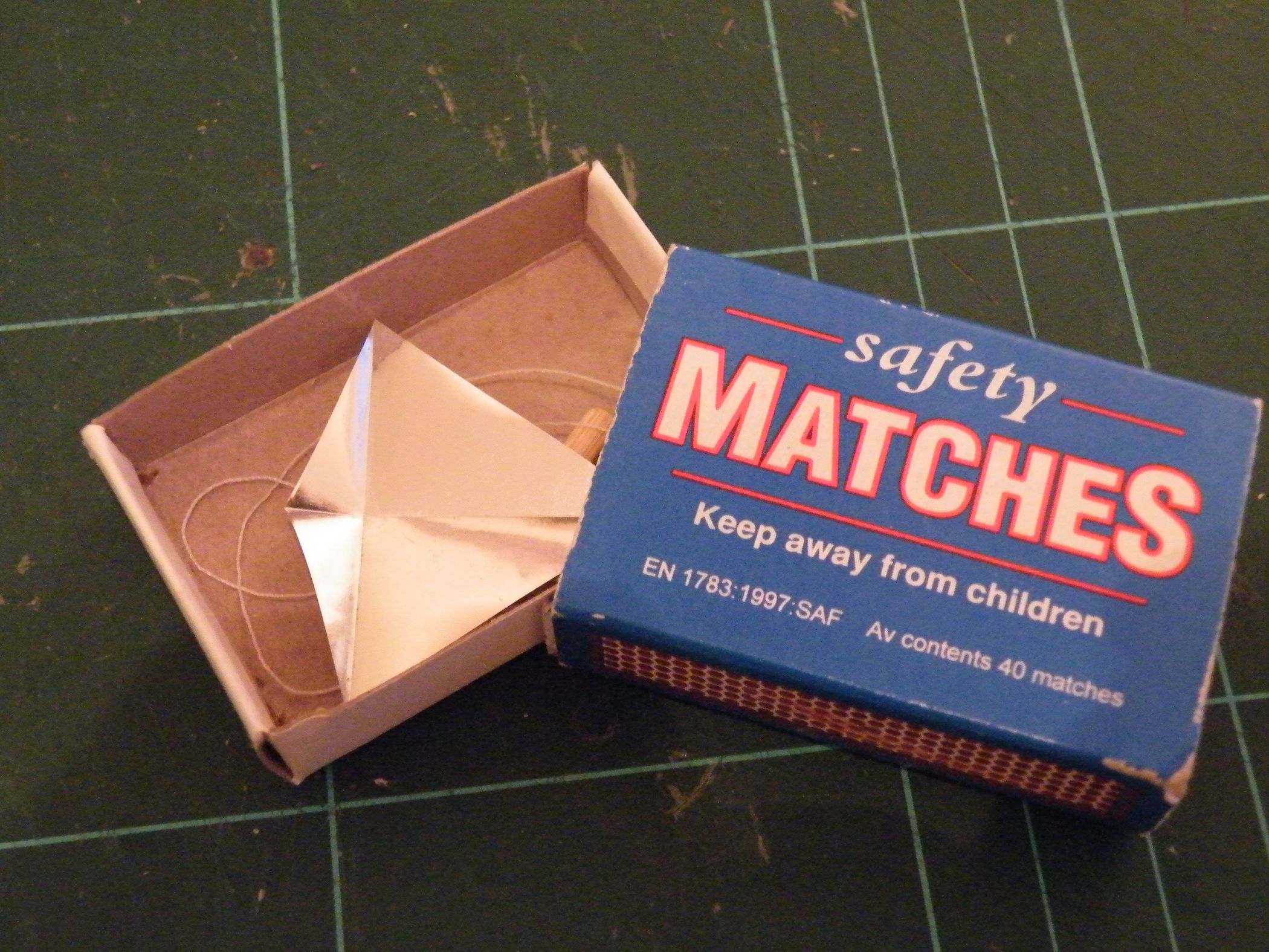 Matchbox Scale Microkite Just a Square Inch 9 Steps (with Pictures