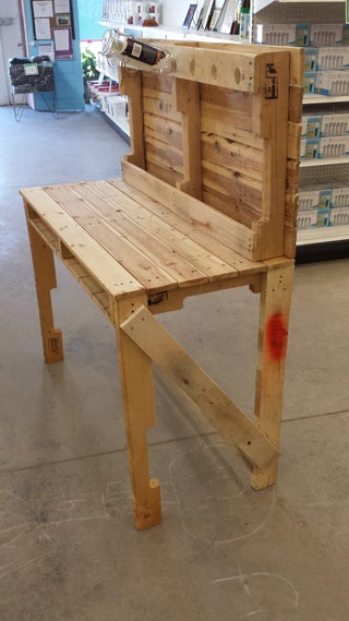 Wood Pallet Mini Bar 8 Steps With Pictures Instructables