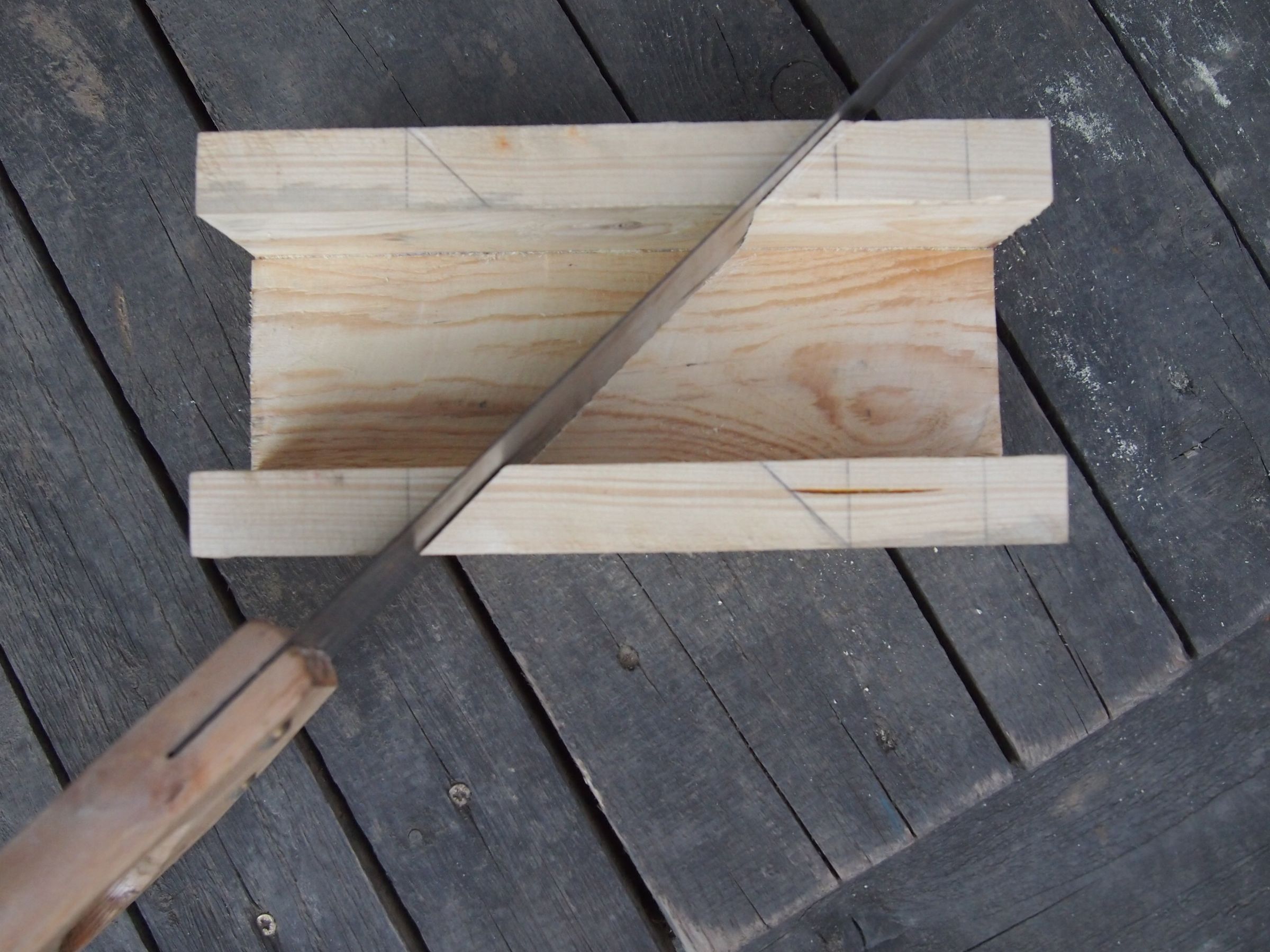 Elementary Mitre Box 5 Steps (with Pictures) Instructables