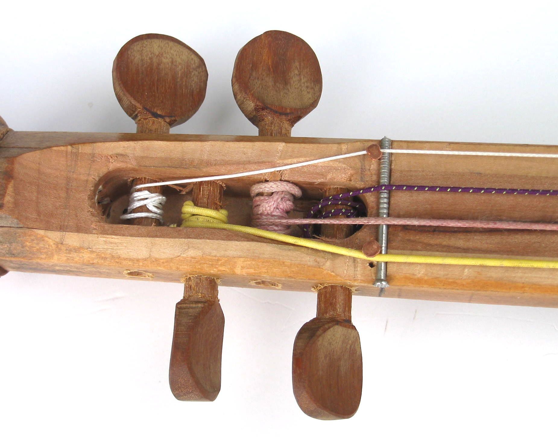 Cookie Tin Banjo Part 4 Bed Post Banjo 16 Steps (with Pictures