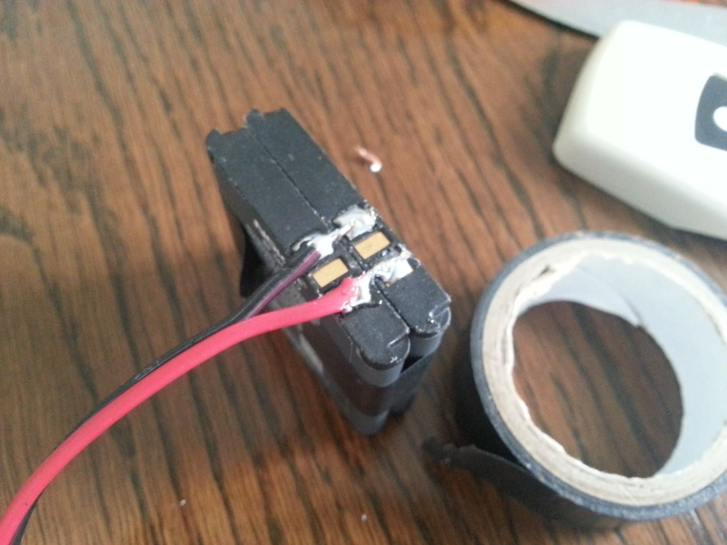 Emergency Apocalypse Cell Phone BATTERY EXTENDED X4 7 Steps (with