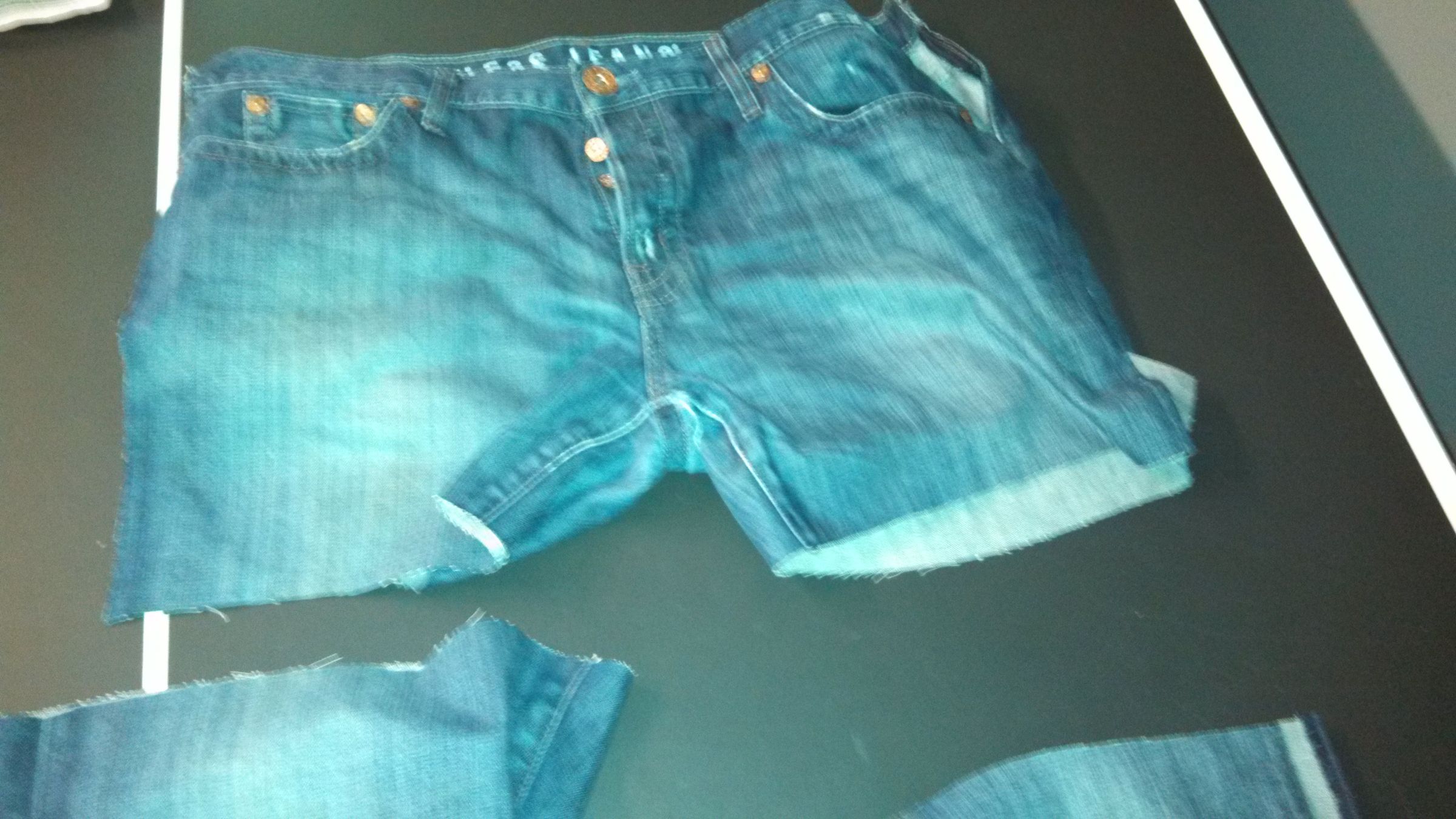 Women's Shorts From Men's Jeans : 8 