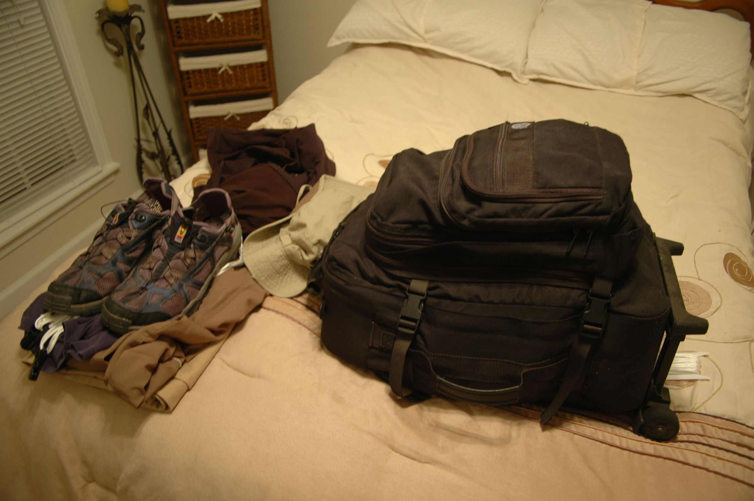 How to Pack a Suitcase 11 Steps (with Pictures) Instructables