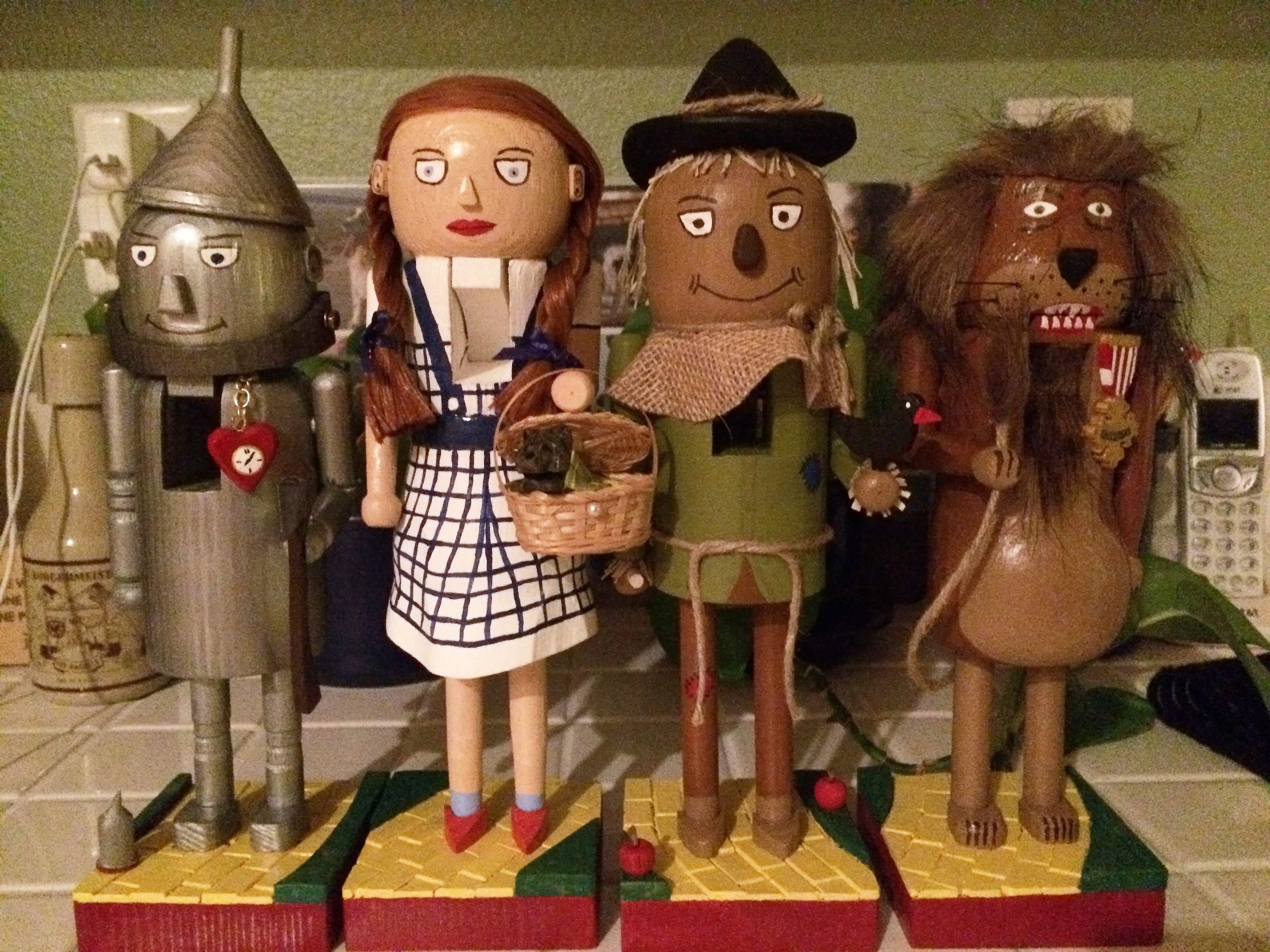 Wizard of Oz Nutcrackers 11 Steps (with Pictures) Instructables