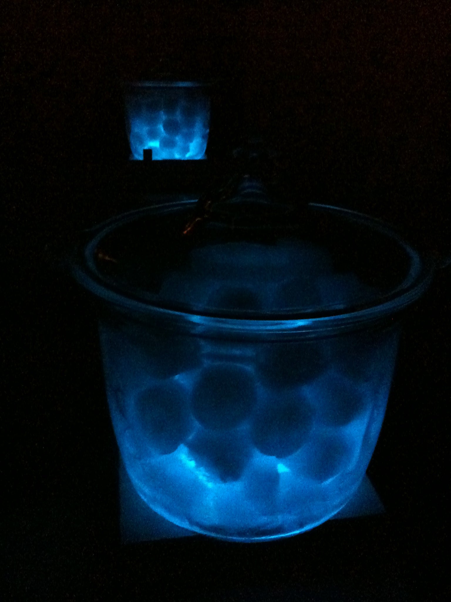 5 Minute Throwie Glowing Ice Cube Bucket 3 Steps Instructables