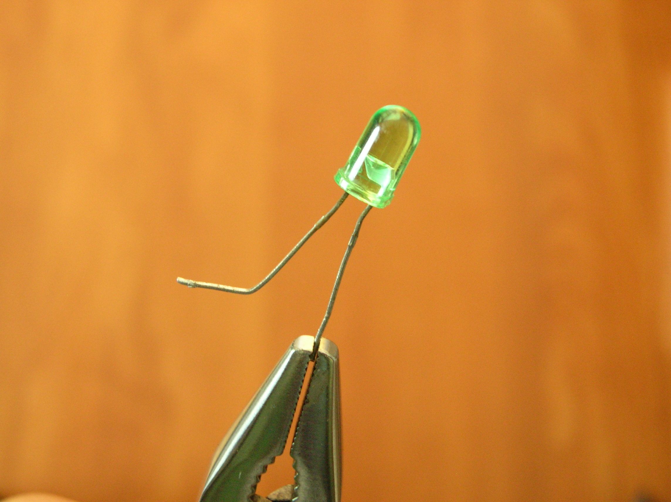 Make a Pencil's Lead Potentiometer (Experimentations) 6 Steps (with