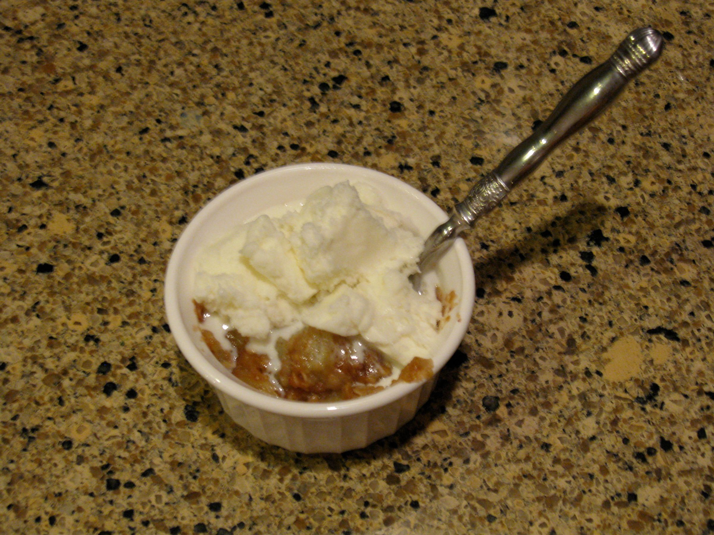 8 - Minute Microwave Apple Pie