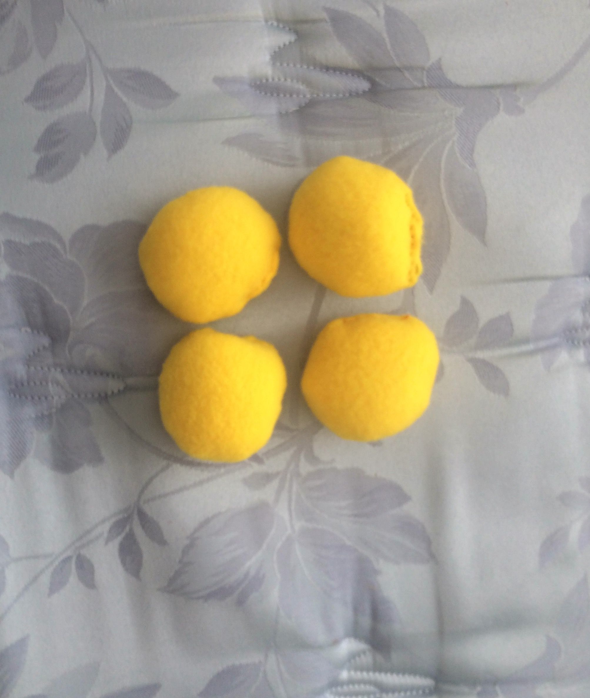 DIY Emoji Pillows 6 Steps (with Pictures) Instructables