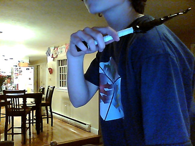 How To Throw A Kunai Knife Or A Throwing Star 4 Steps Instructables