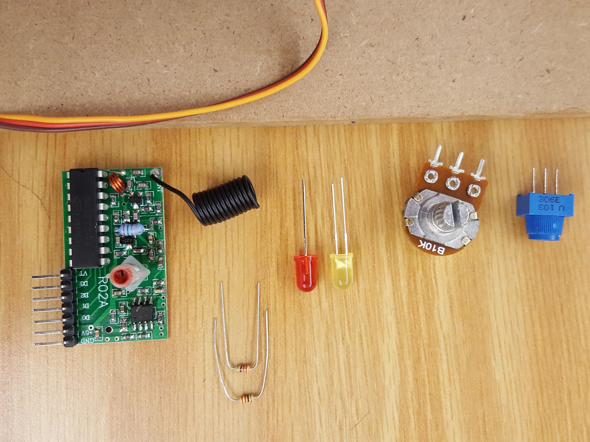Wireless Rf Remote Controlled Servo Based Pan Tilt Using Arduino With Adjustable Position Setting Instructables