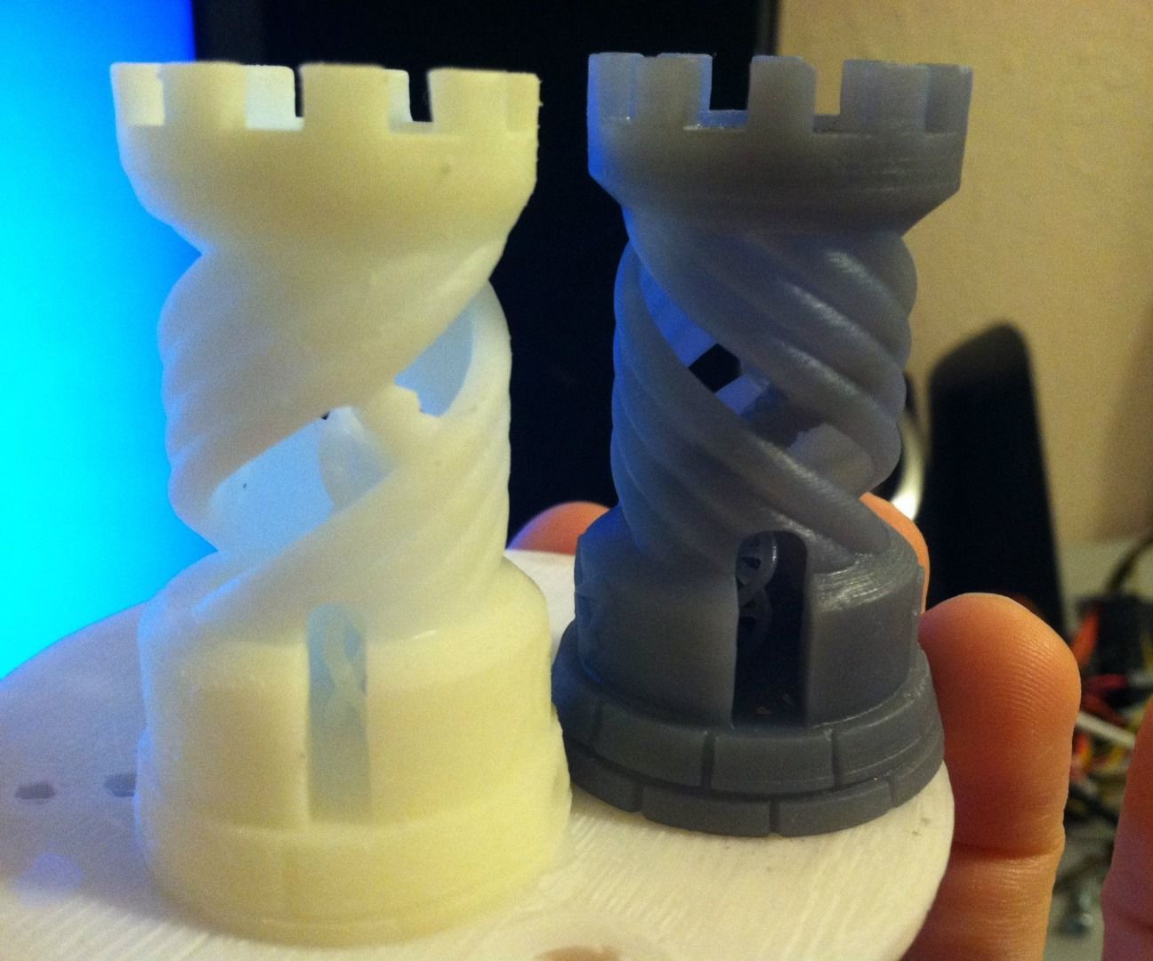 "Little Dipper" SLA/DLP 3D Printer for Under $500 (projector Included)