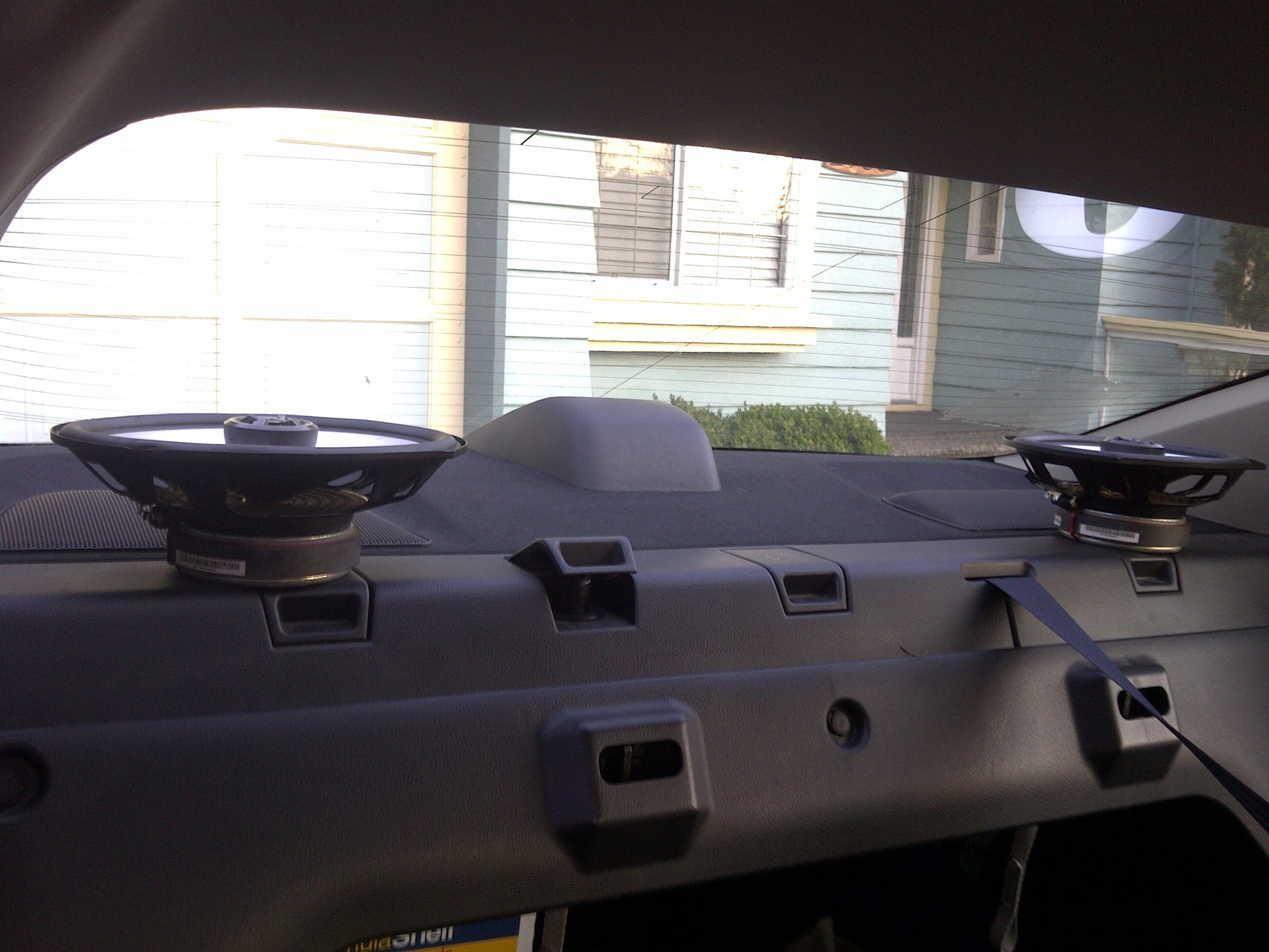 Replace Rear Nissan Altima Speakers 7 Steps Instructables