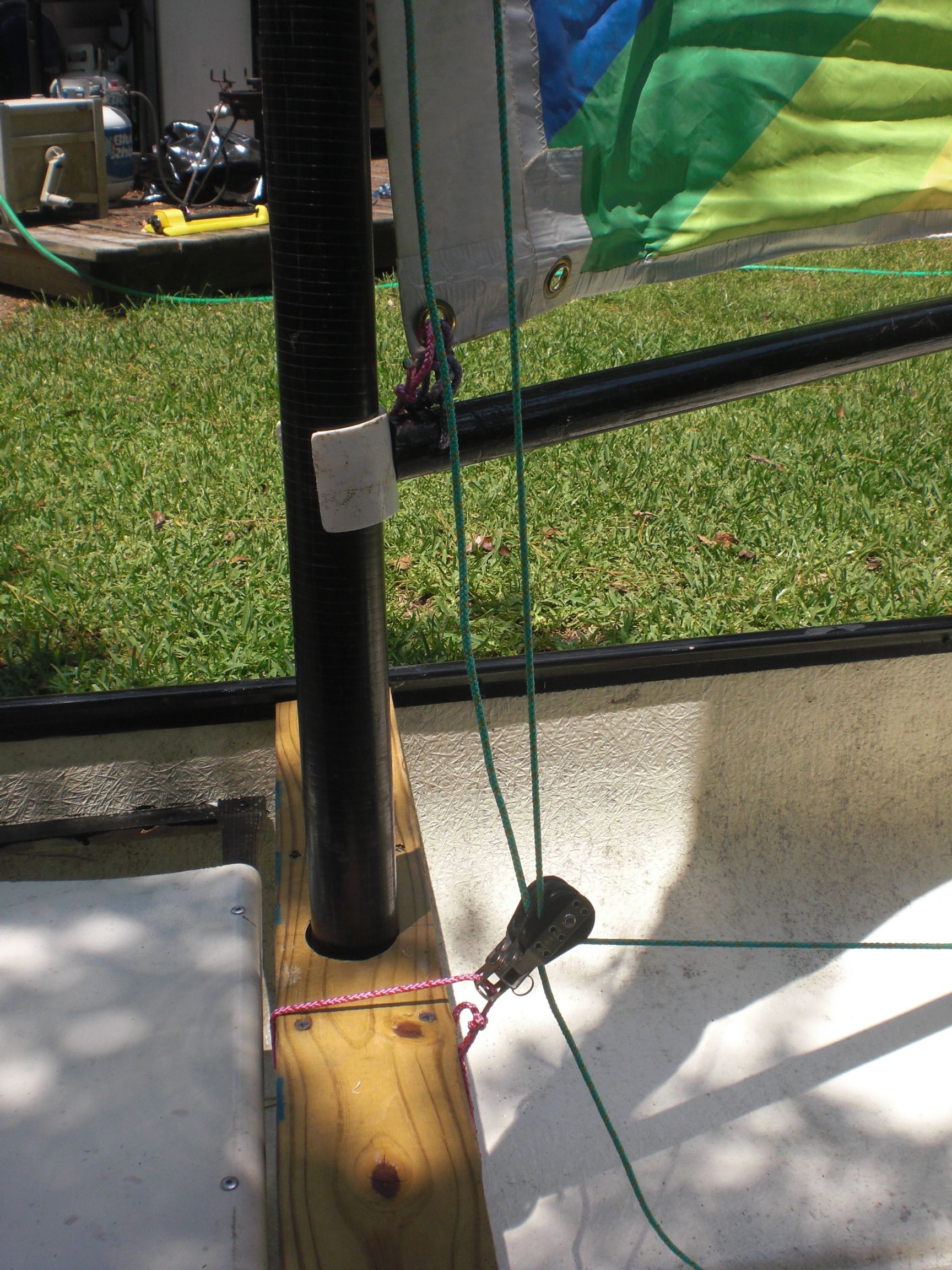 Sailing Rig for a Fiberglass Canoe 4 Steps (with Pictures