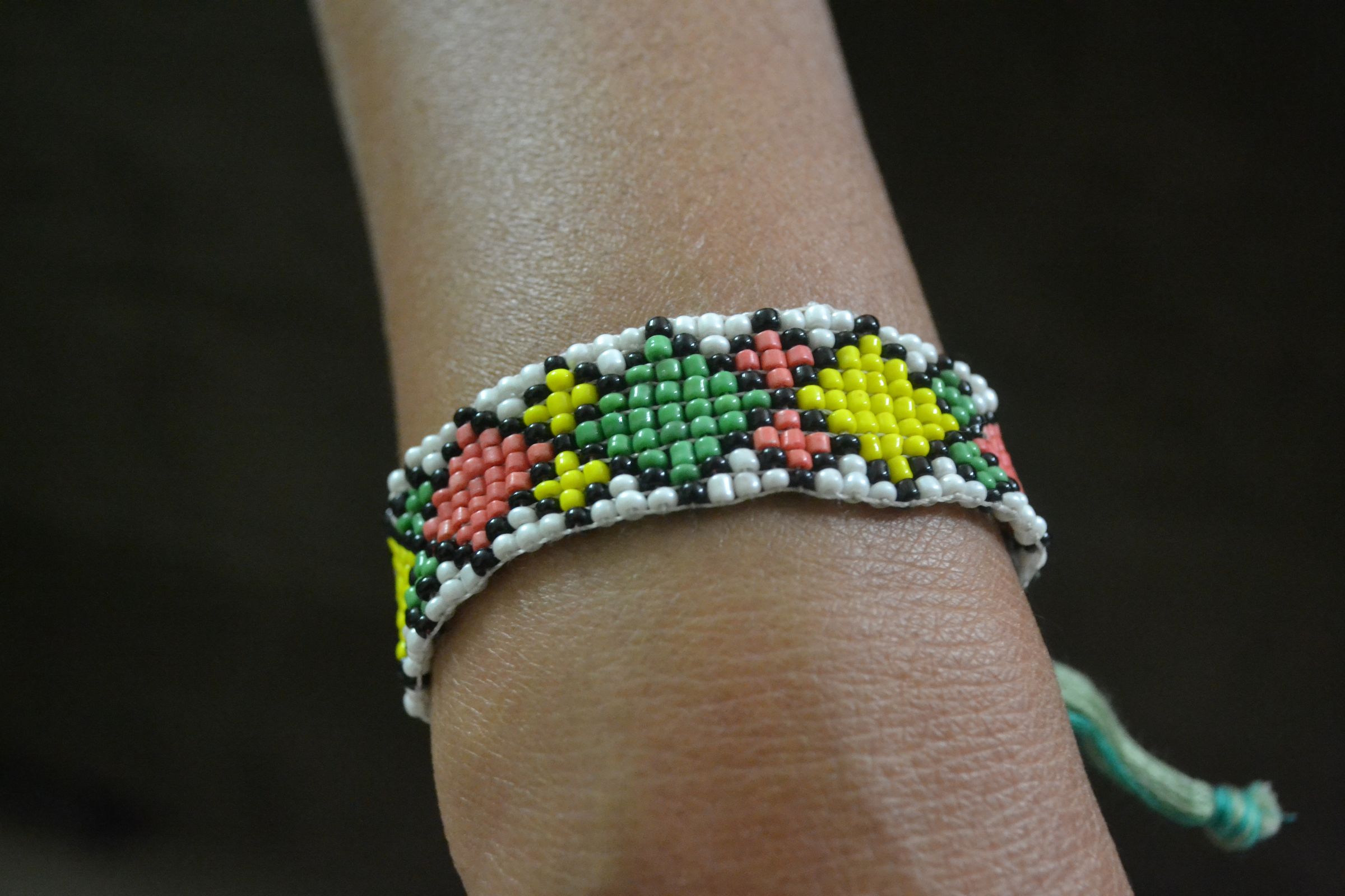 Bead Loom Bracelet Without a Loom! 13 Steps (with Pictures