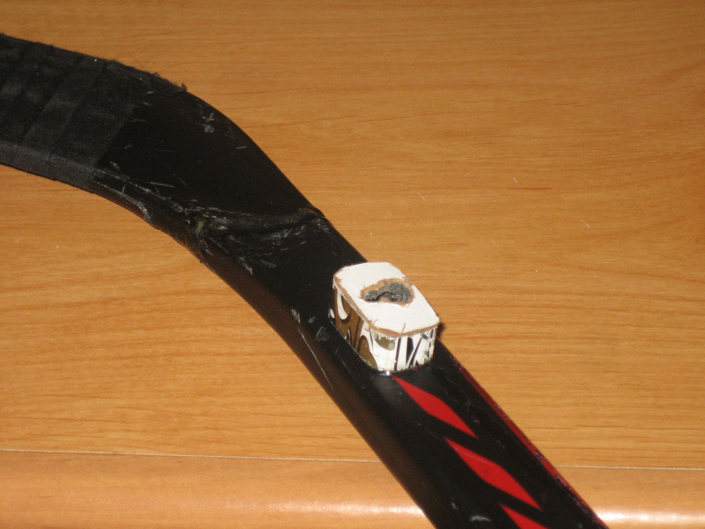 Removable Hockey Jersey Wall Mount 4 Steps (with Pictures