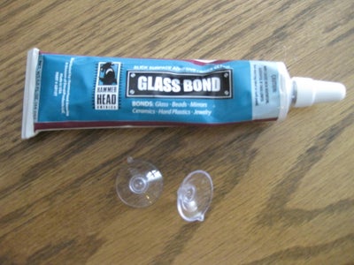 Hanging Your Work With Suction Cups