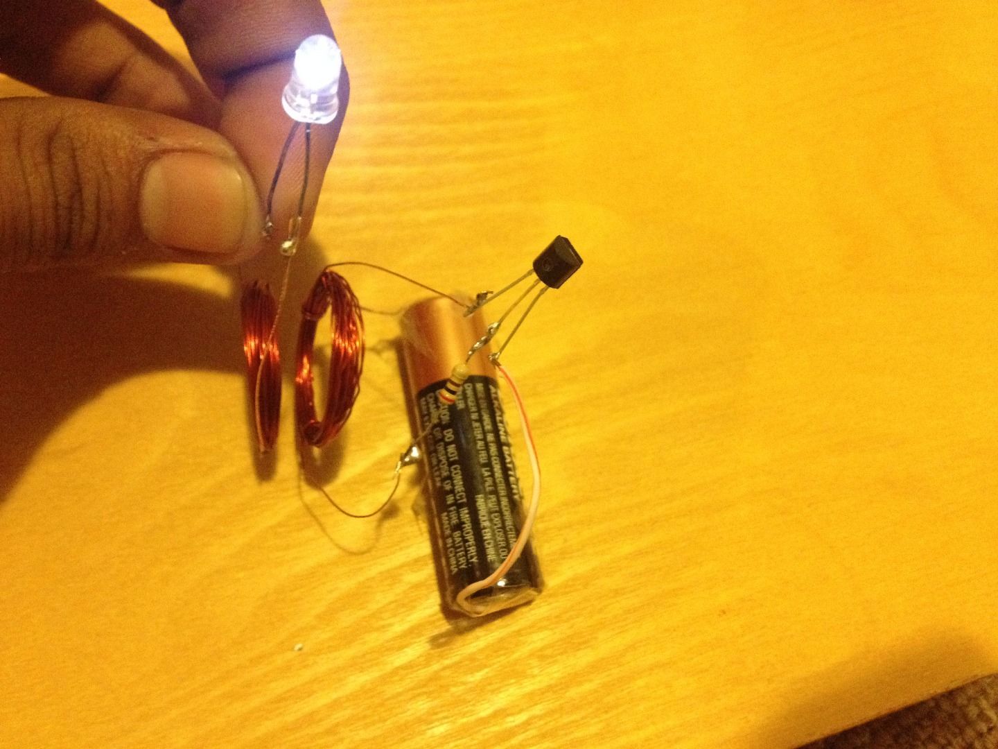 Wireless Electricity Transmission Circuit 9 Steps (with Pictures