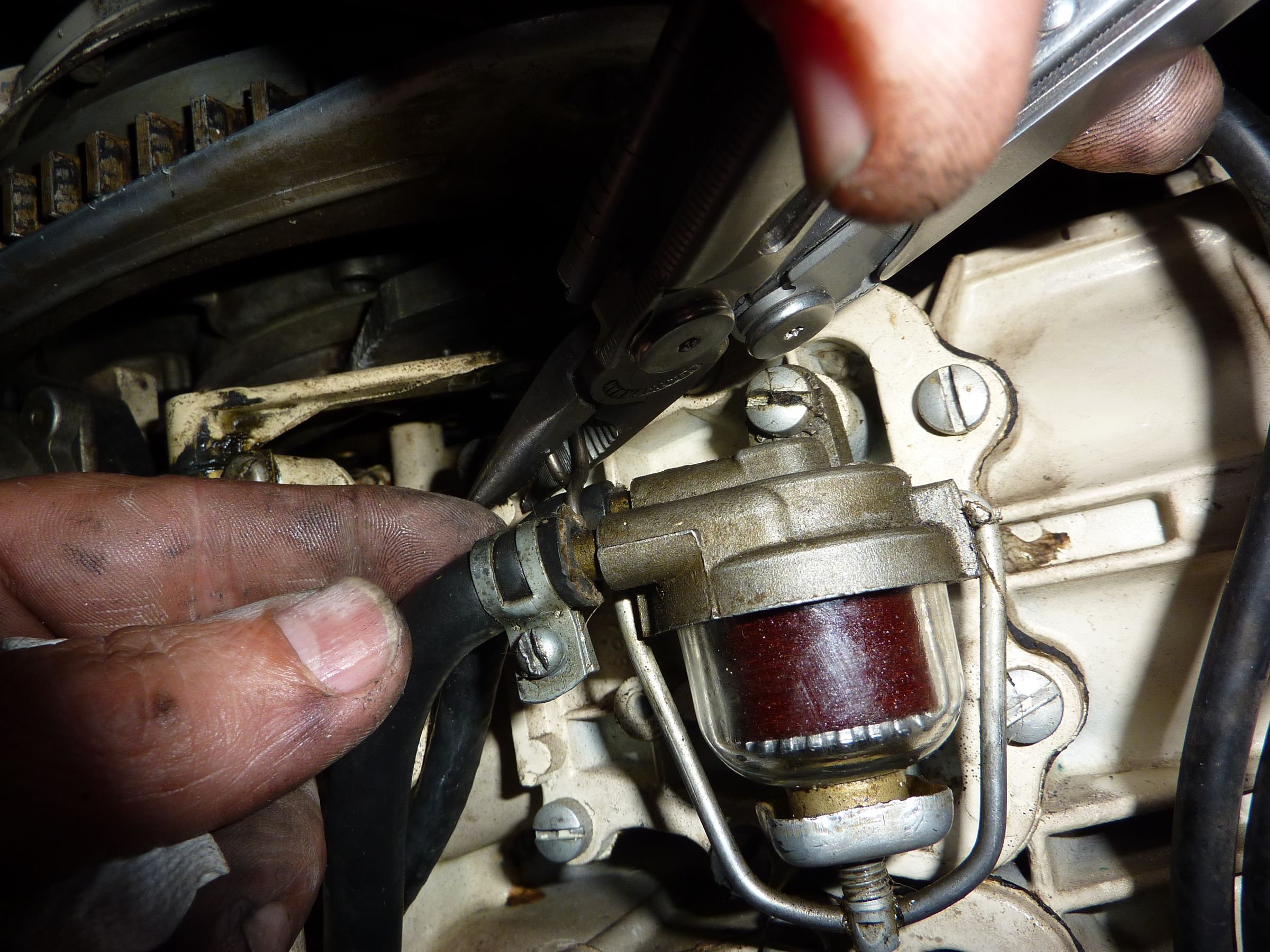 Fix Fuel Flow on Your Outboard Motor 7 Steps Instructables