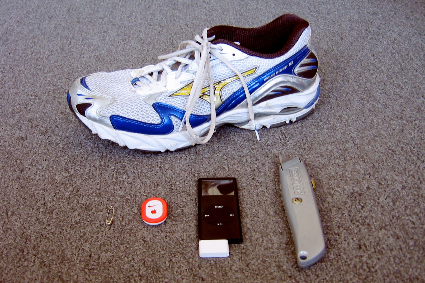 nike shoes sensor