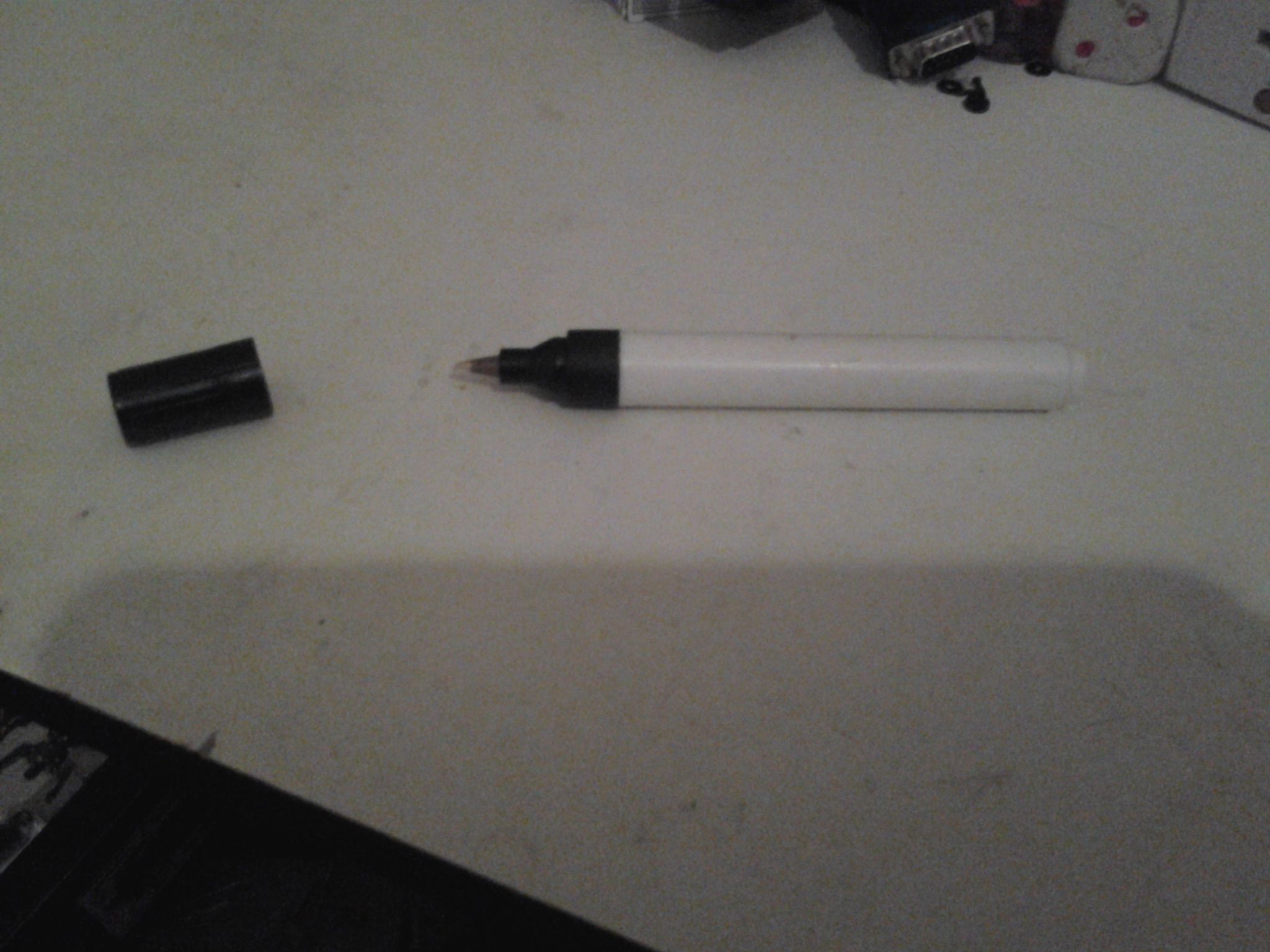 Step-by-step guide for how to turn a whiteboard marker into a pen DIY Project DIY project
