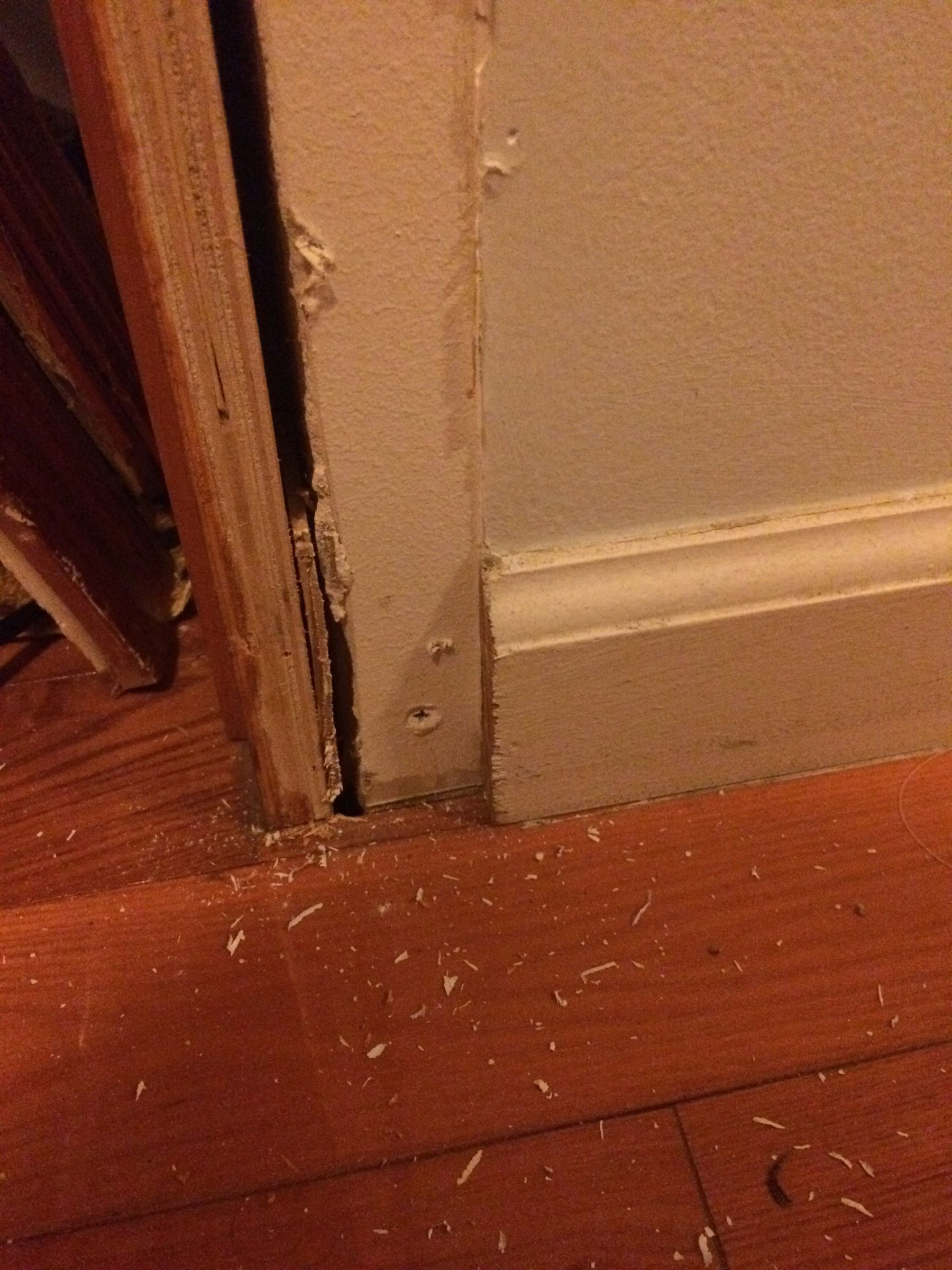 Super SIMPLE Secret Bookshelf Door & Book Unlock Mechanism 9 Steps