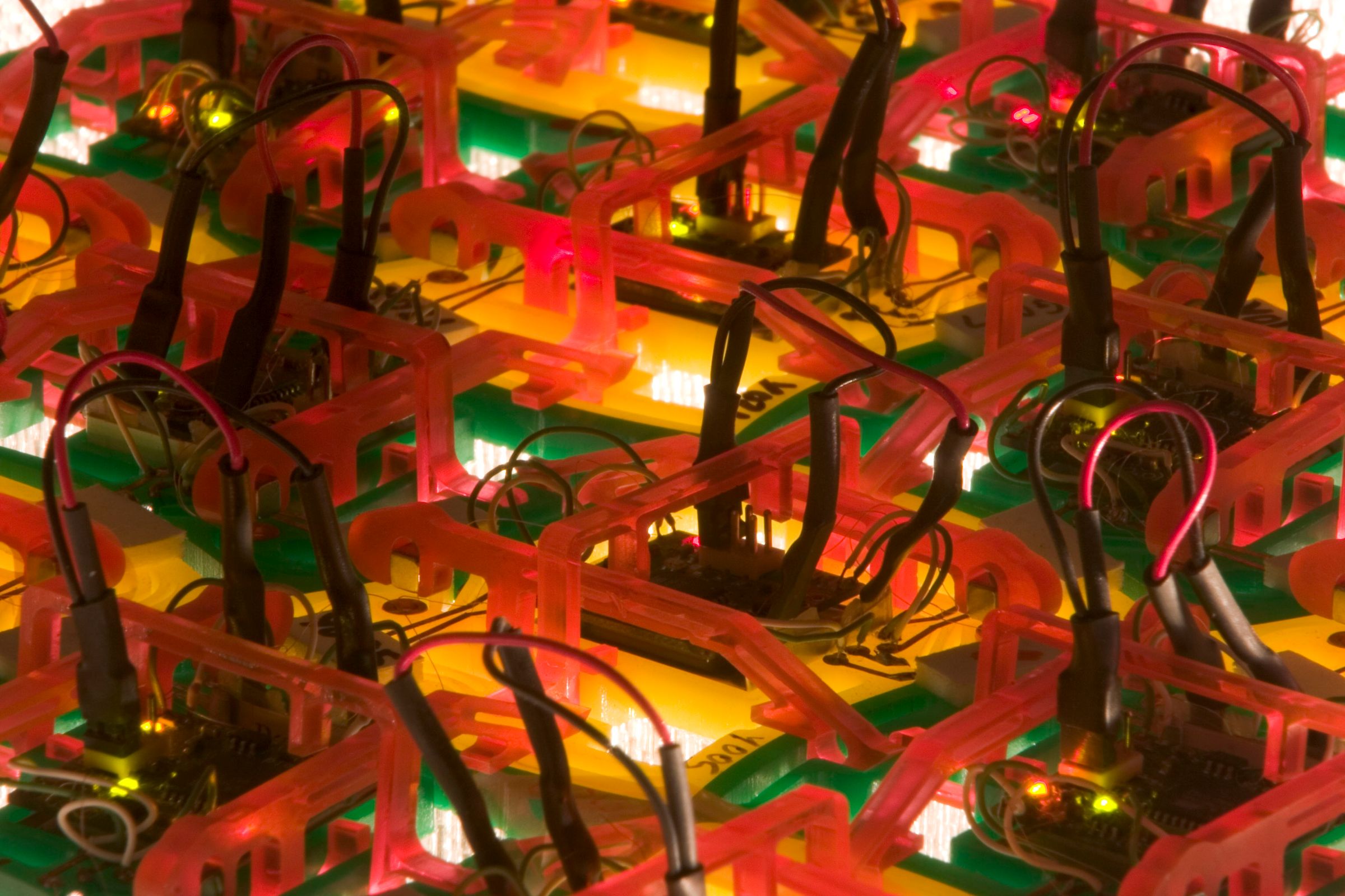 Step-by-step guide for autonomous, self-assembling robots DIY Project DIY project
