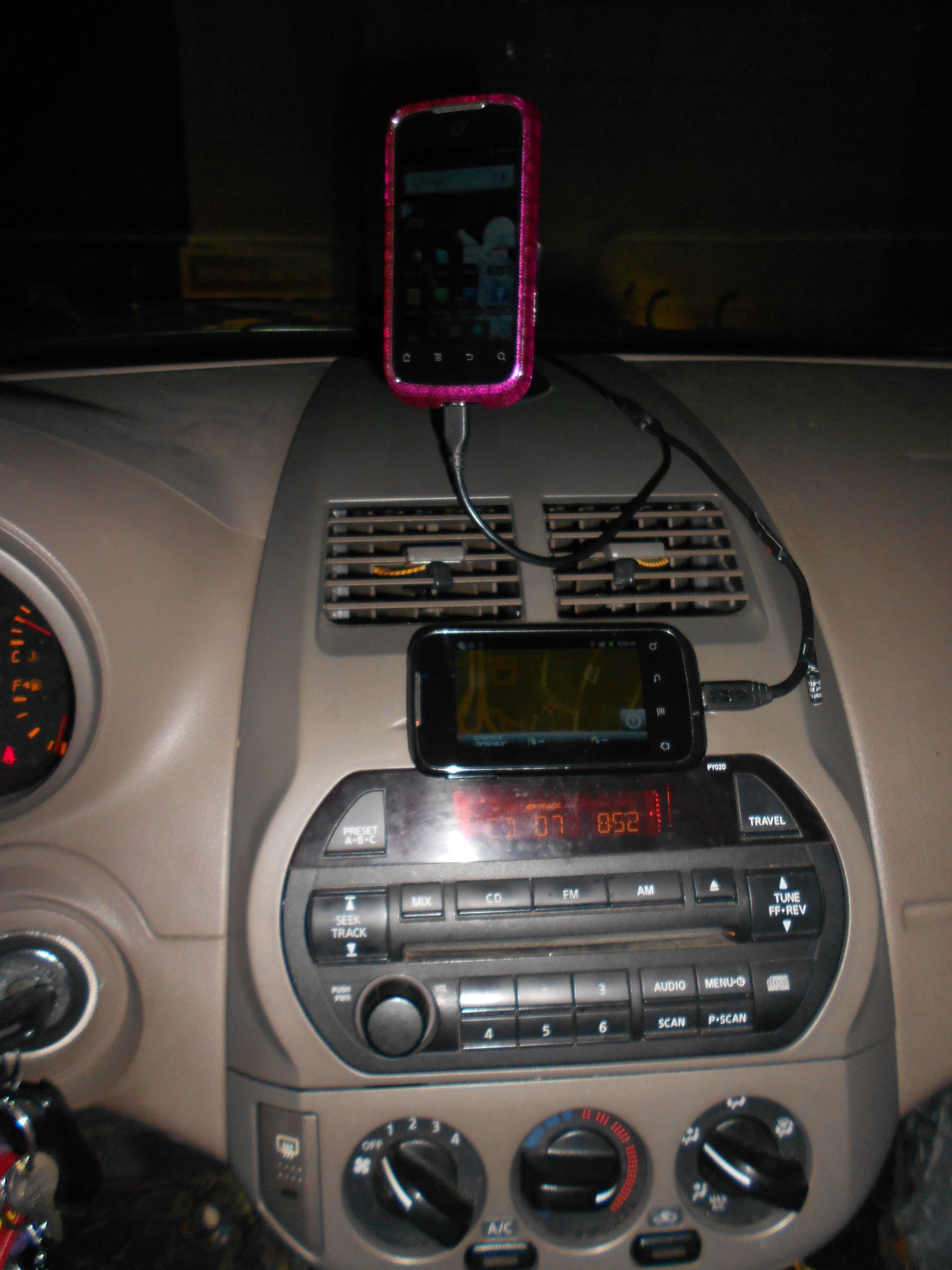 3 programs to turn an old android phone into a useful utility for your car. DIY Project DIY Project Image