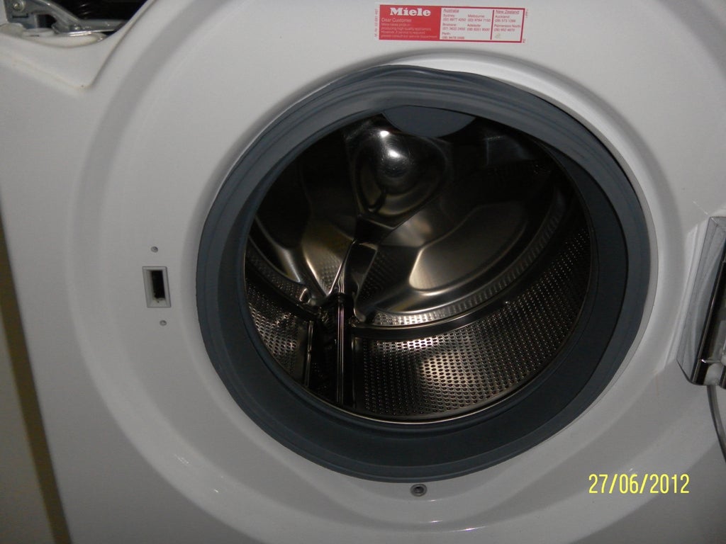 Miele W1611 Door Seal Replacement 8 Steps With Pictures Instructables