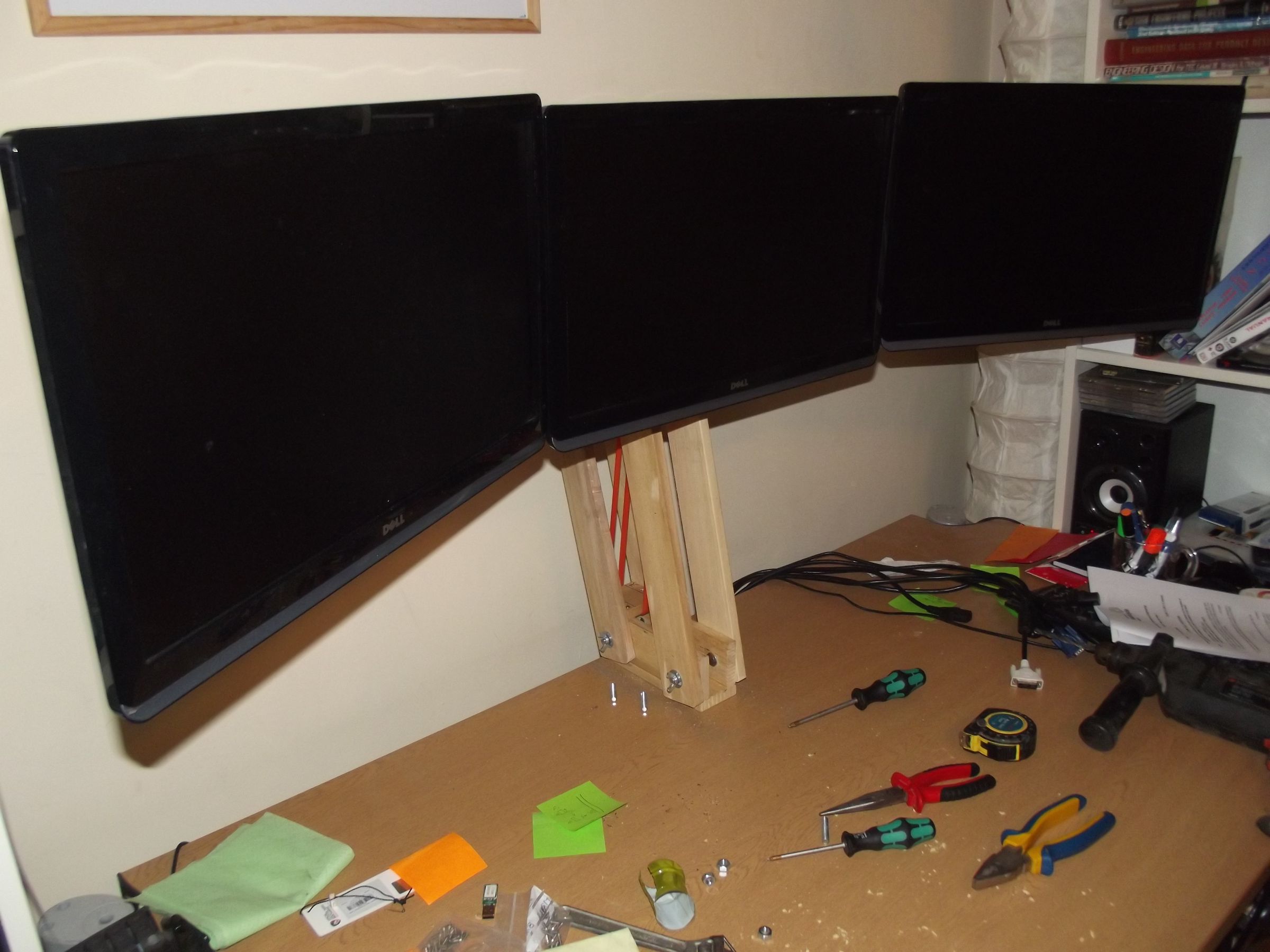 Varifocal Triple Monitor Stand 10 Steps (with Pictures) Instructables