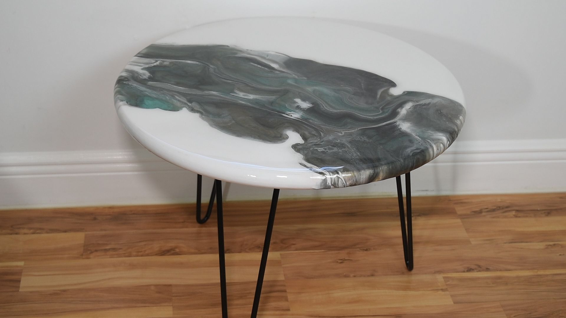 How to Make an Epoxy Resin Tabletop 8 Steps (with Pictures