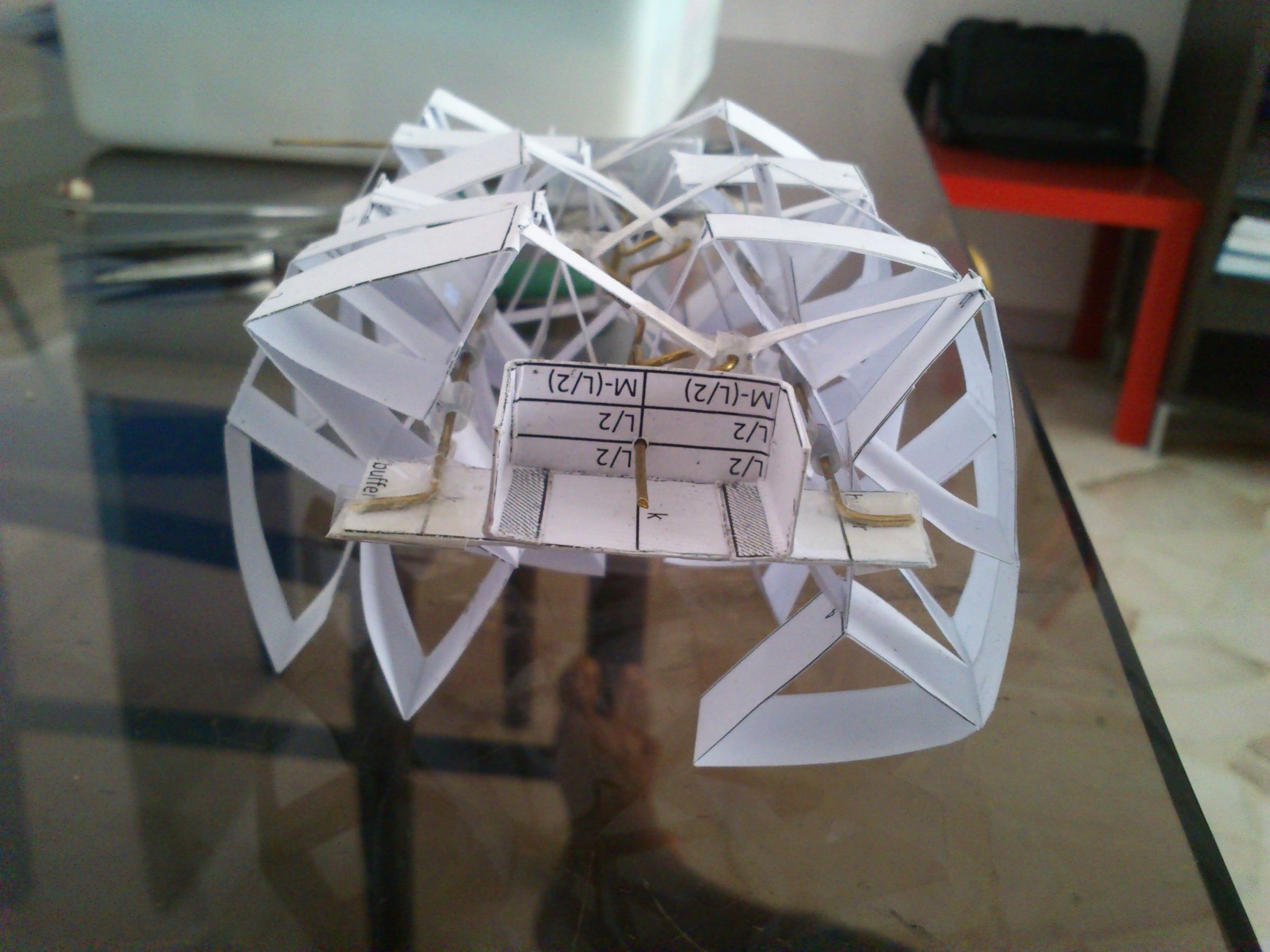 DIY guide for Simple Theo Jansen Mechanism based walking Deskbeest with step-by-step instructions