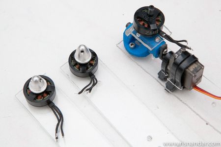 Tricopter DIY From CD : 6 Steps (with Pictures) - Instructables