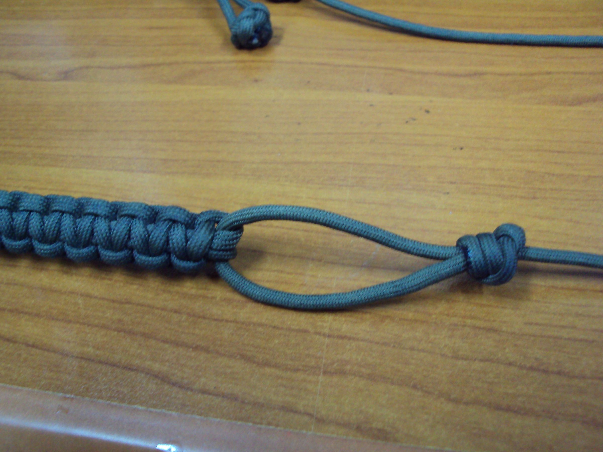 Paracord/Water Bottle Canteen Strap 6 Steps Instructables