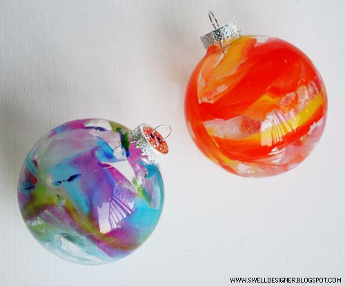 crayon melt glass ornaments diy DIY Project DIY Project Image