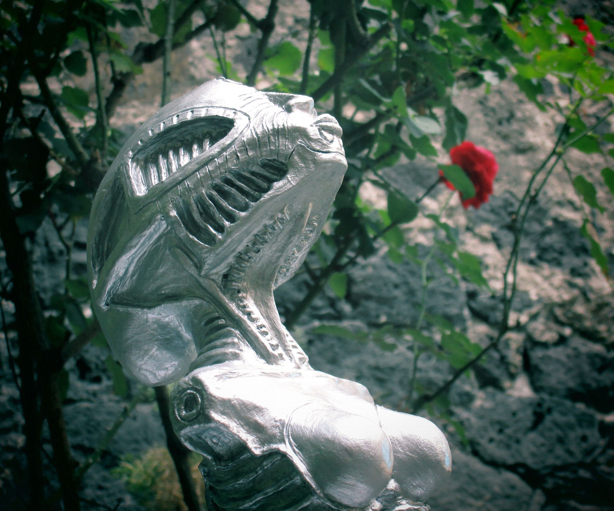 Alien Sculpture. 6 Steps Instructables