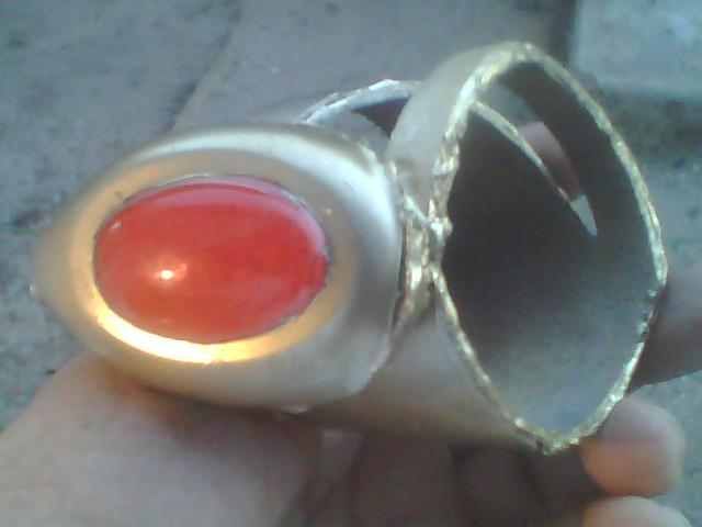 witchblade-inpired cardboard bracelet DIY Project DIY Project Image