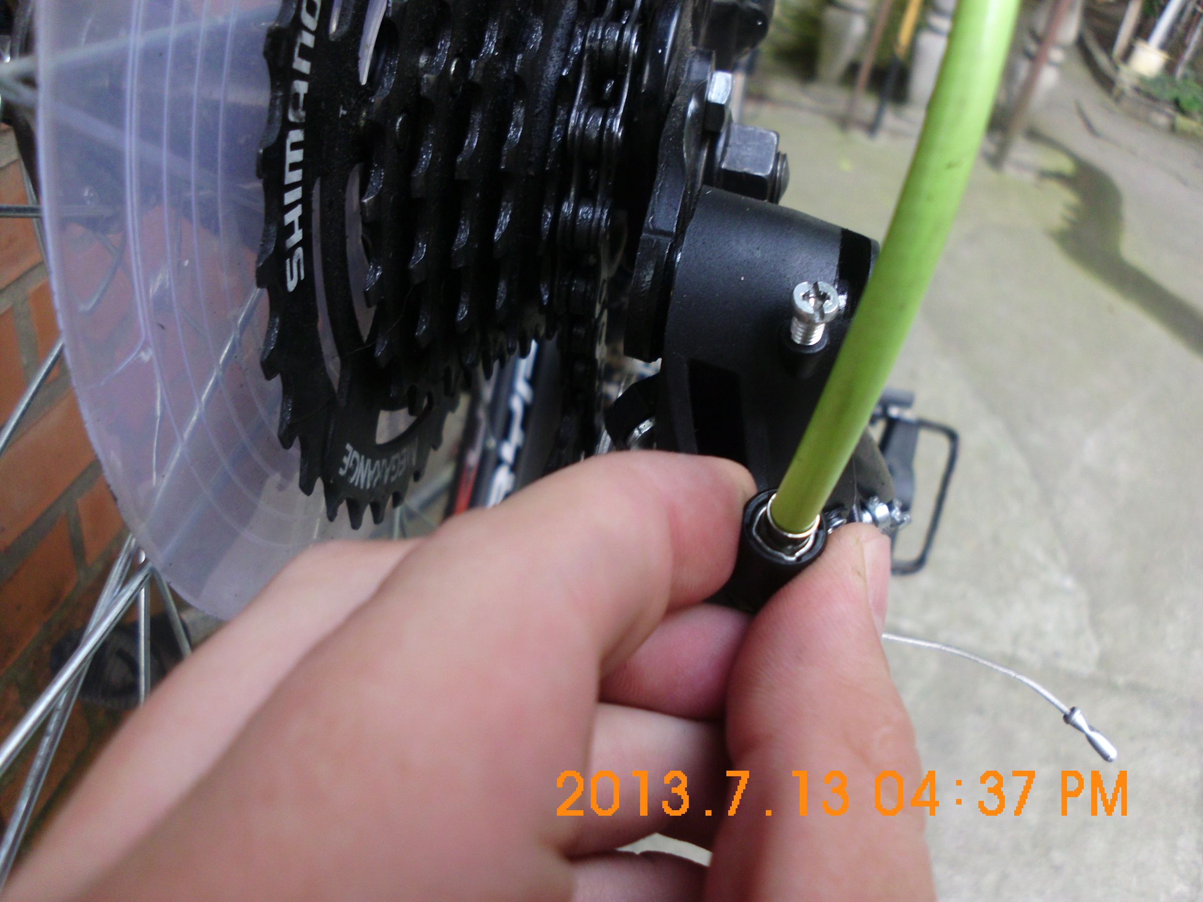 How to Tune Your Rear Derailleur 4 Steps (with Pictures) Instructables