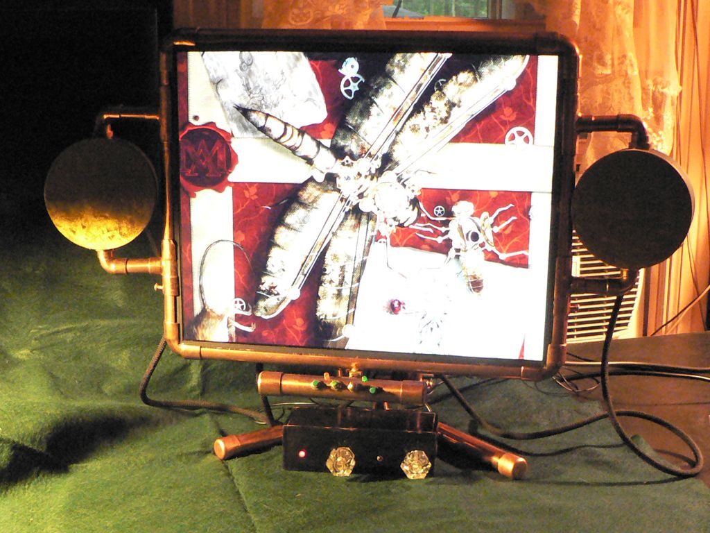 DIY guide for Miss Betsy's Steampunk Monitor with step-by-step instructions