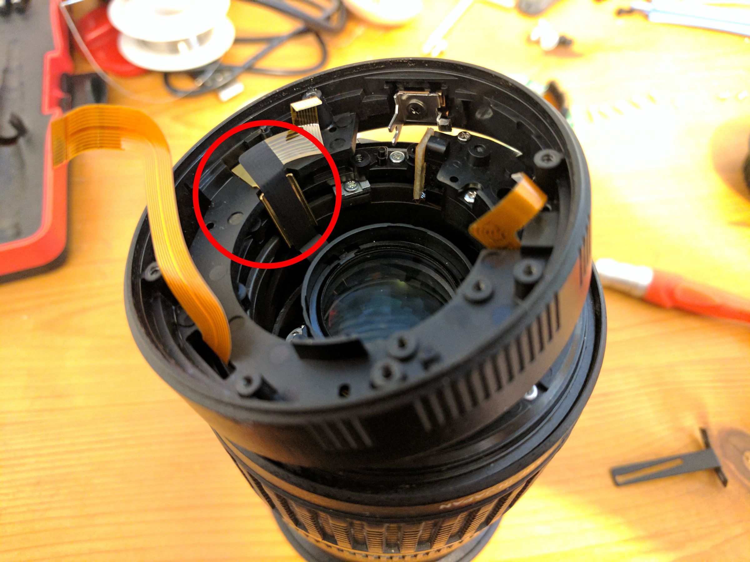 How to Fix Stuck Zoom Ring on a Tamron 1750 2.8 Non VC Canon Lens 7