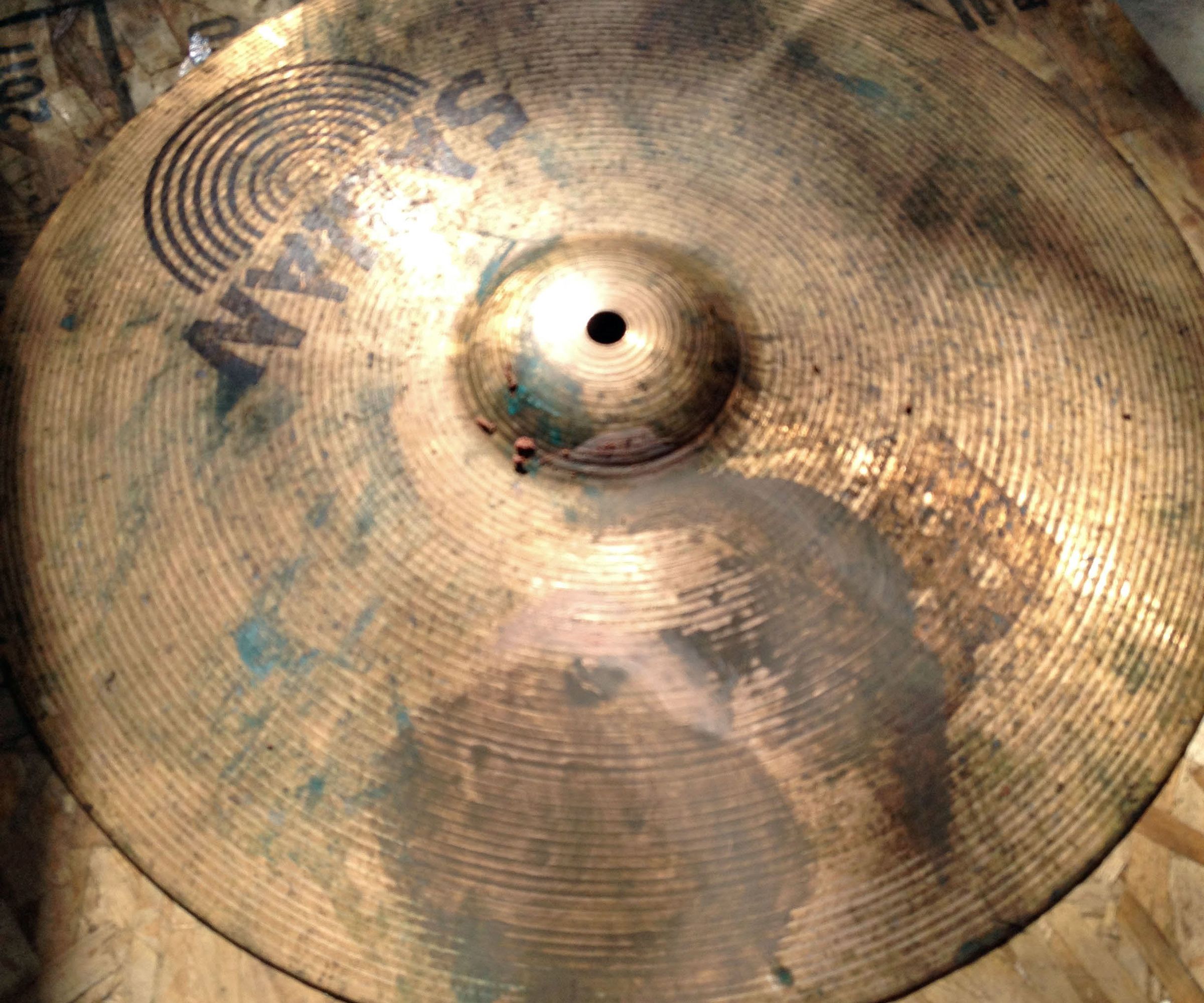 Step-by-step guide for cleaning cymbals DIY Project DIY project